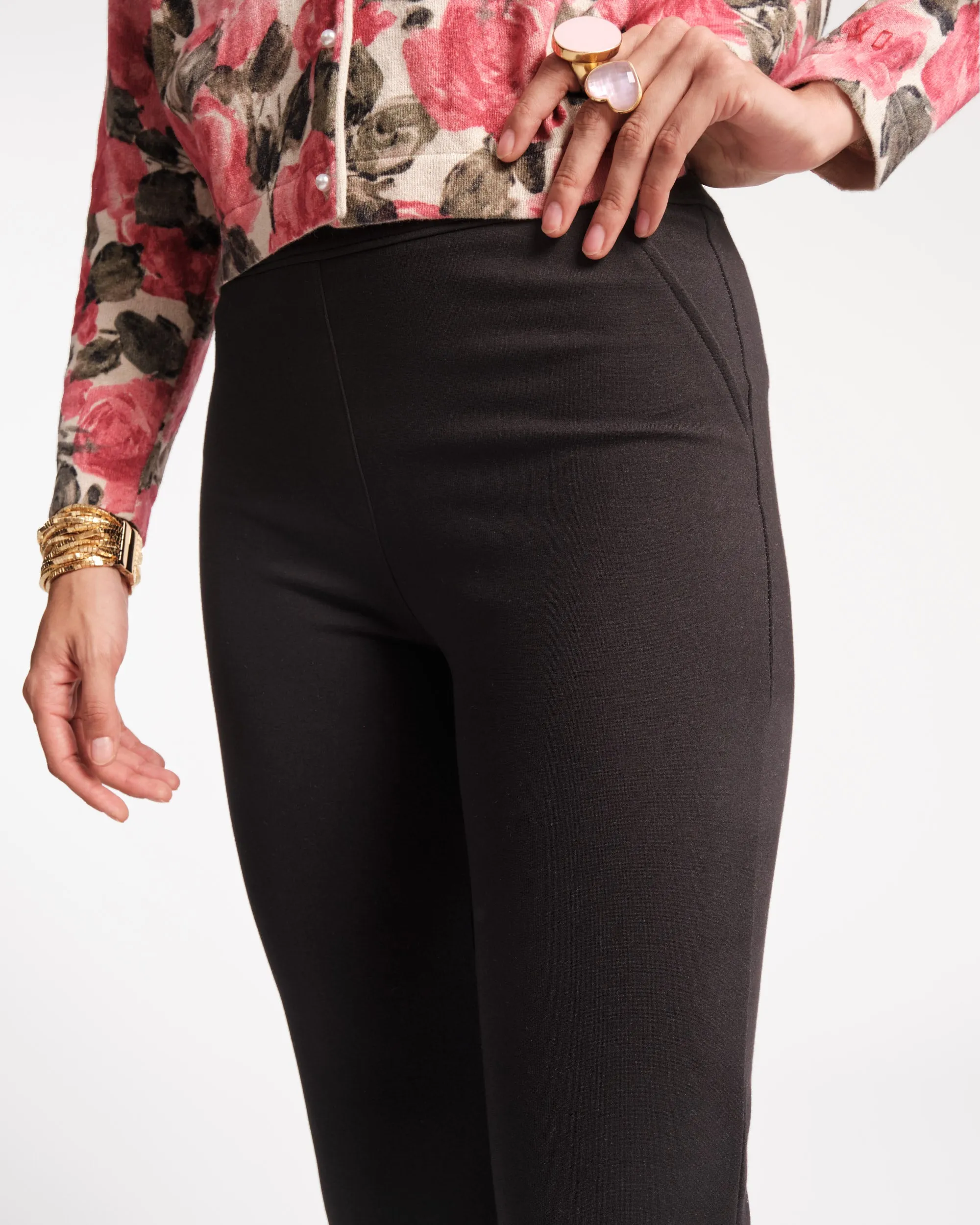 Flattering Design Wonder Pant - Black