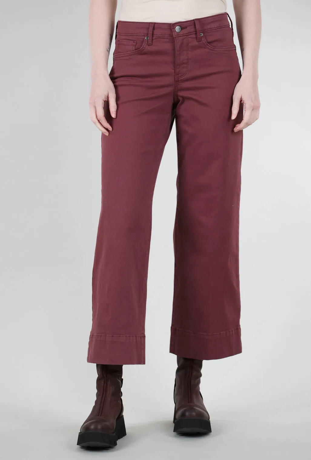 Teresa Wide-Leg Ankle Jeans, Tavern Refined fit Travel Fit
