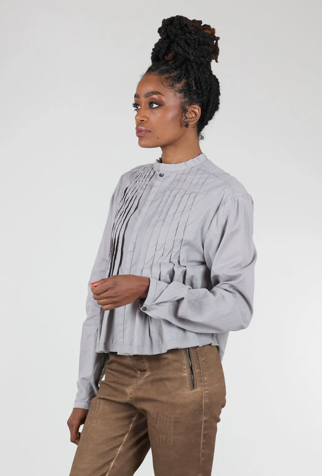 Flora Tuck Blouse, Cement Relaxed Comfort
