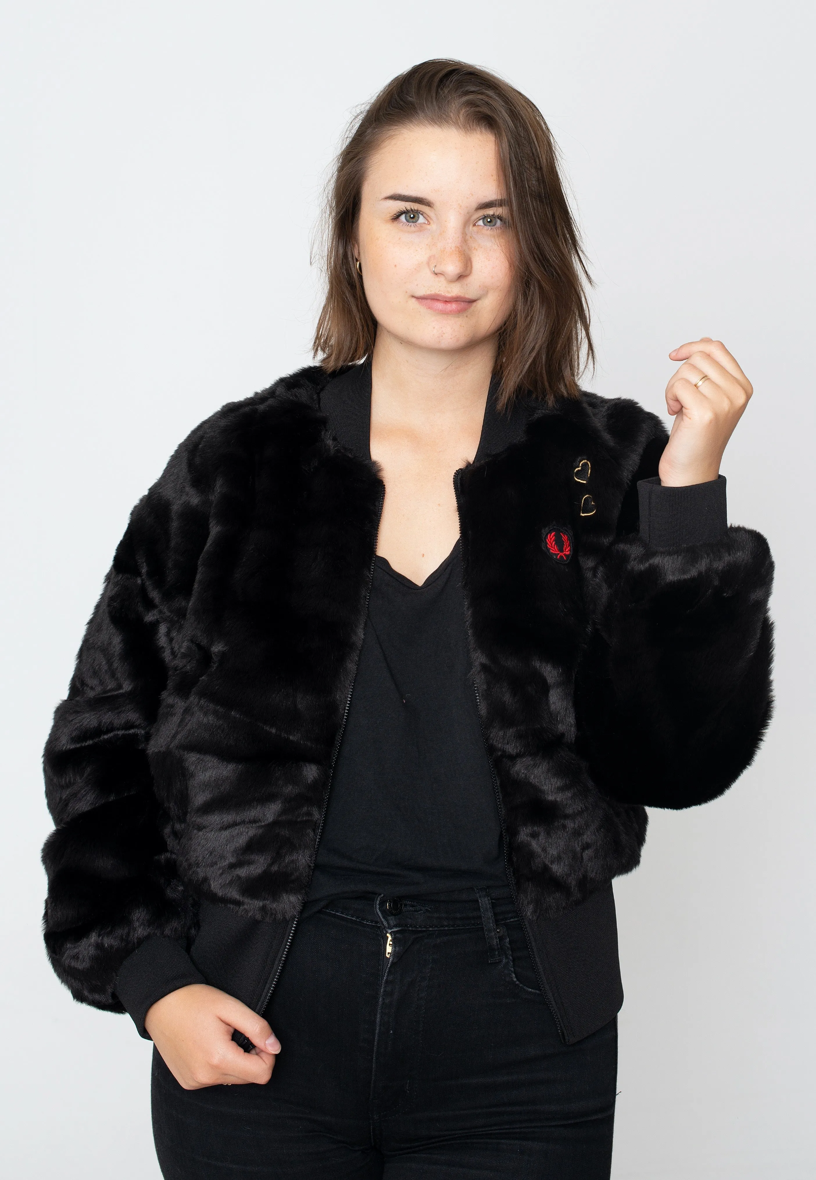 Fred Perry x Amy Winehouse - Heart Detail Faux Fur Black - Jacket Outdoor Ready