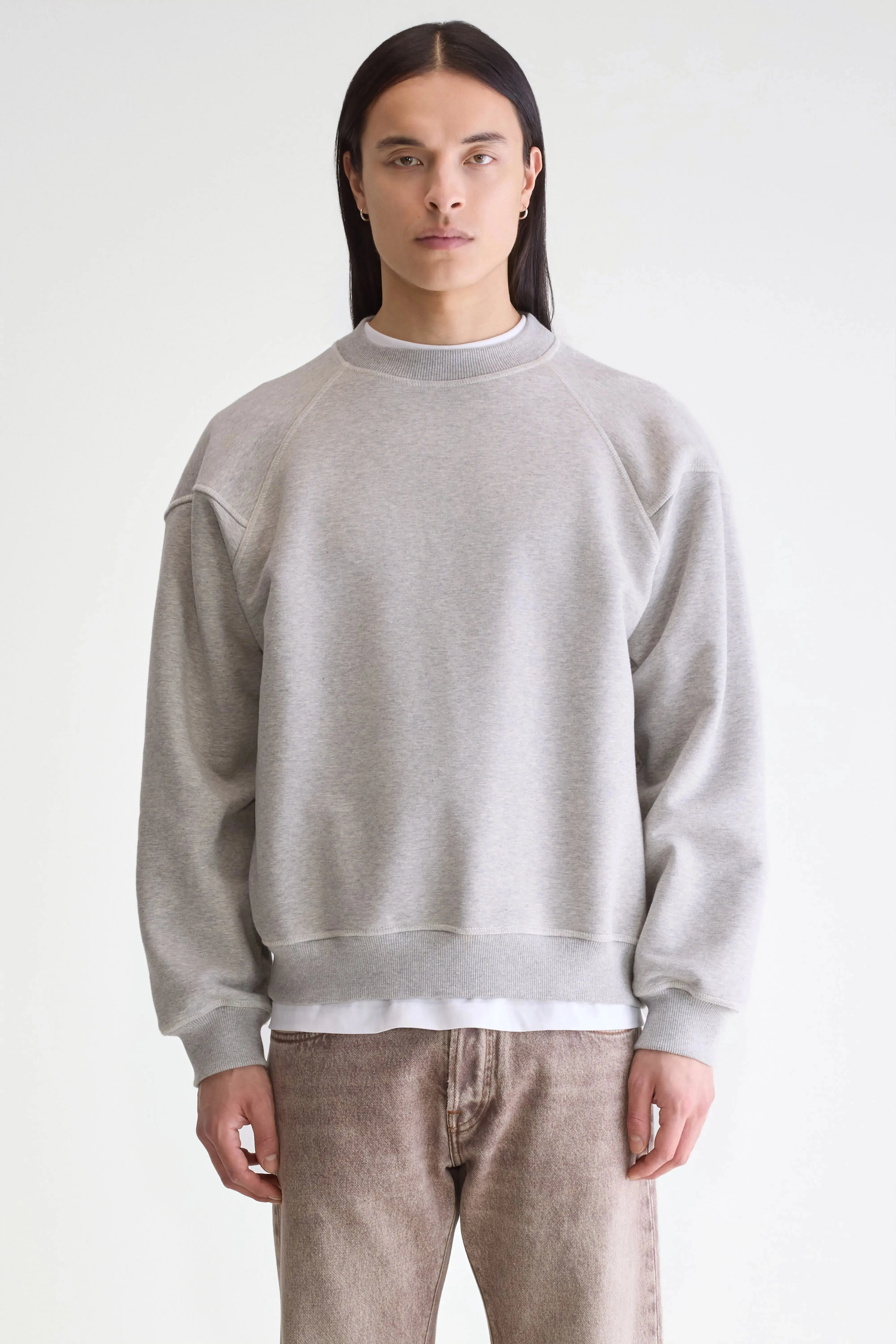 Font crewneck sweatshirt (252 / M / H. GREY) Edgy vibes