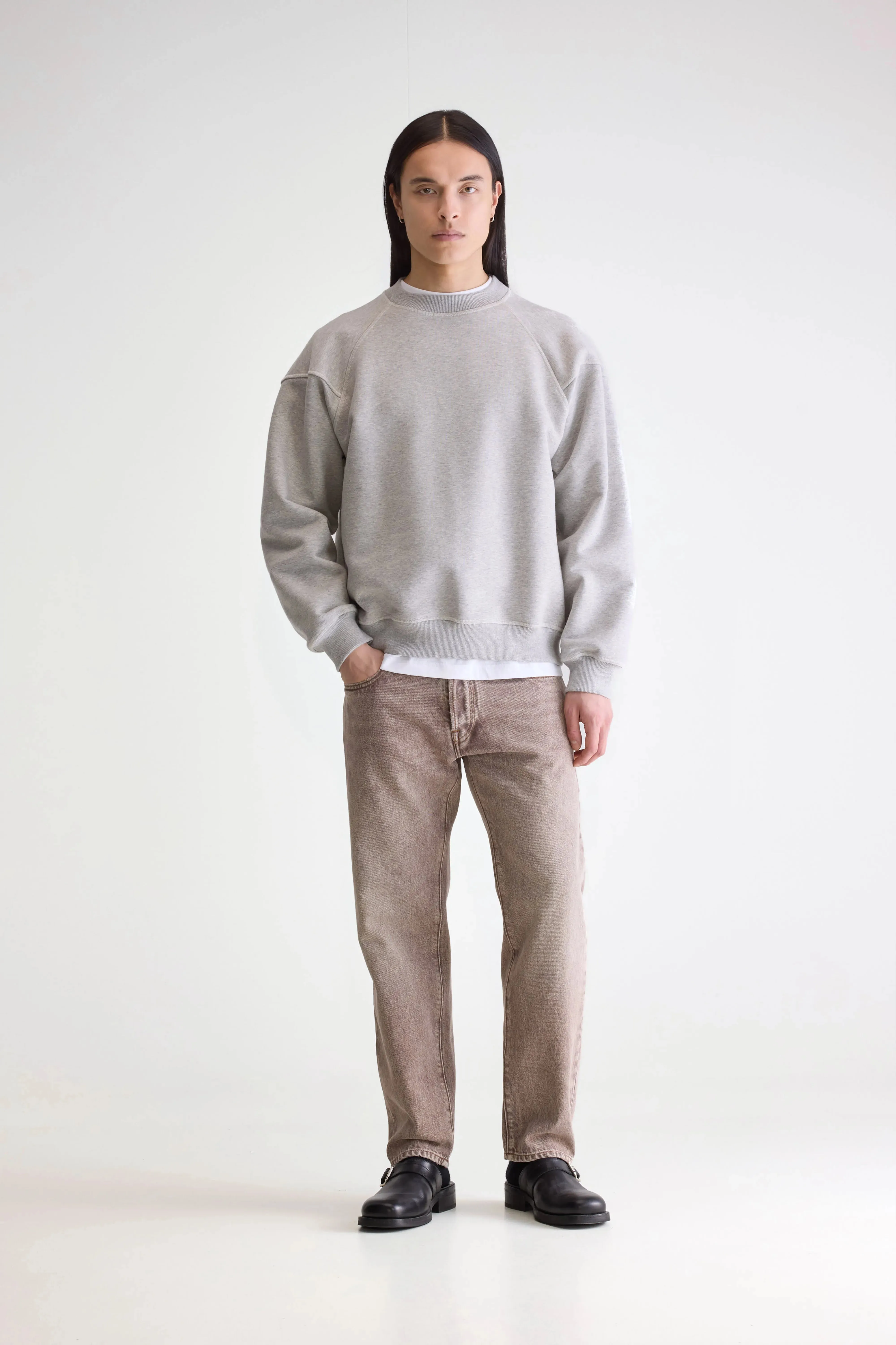 Font crewneck sweatshirt (252 / M / H. GREY) Edgy vibes