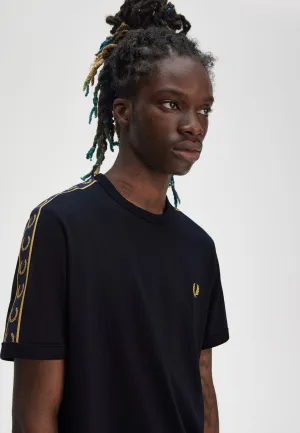 Fred Perry - Contrast Tape Ringer Navy/Honeycomb - T-Shirt Seasonal Must-Have Sporty Comfort