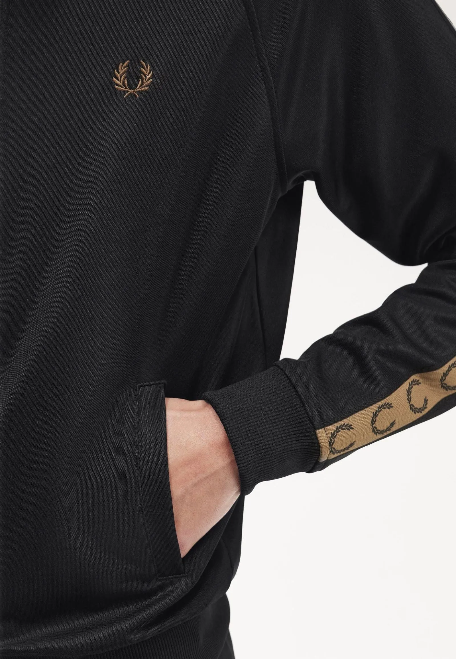 Fred Perry - Contrast Tape Track Black/Shadedstone - Track Jacket Cozy Comfort