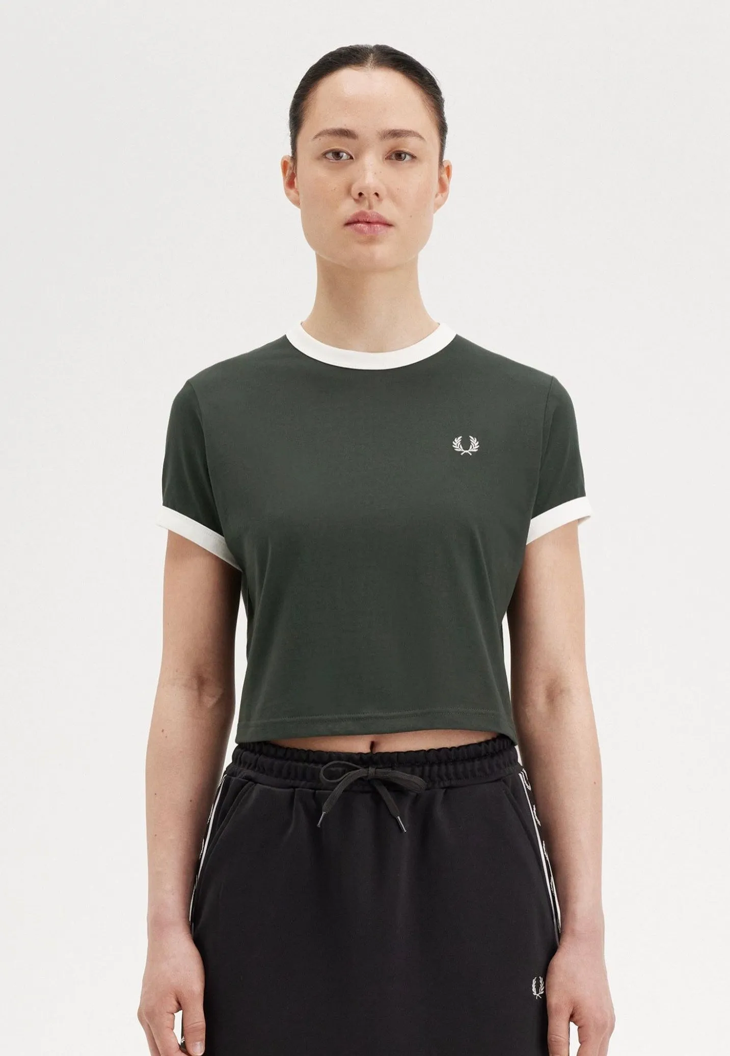 Fred Perry - Cropped Ringer Court Green - T-Shirt Versatile use