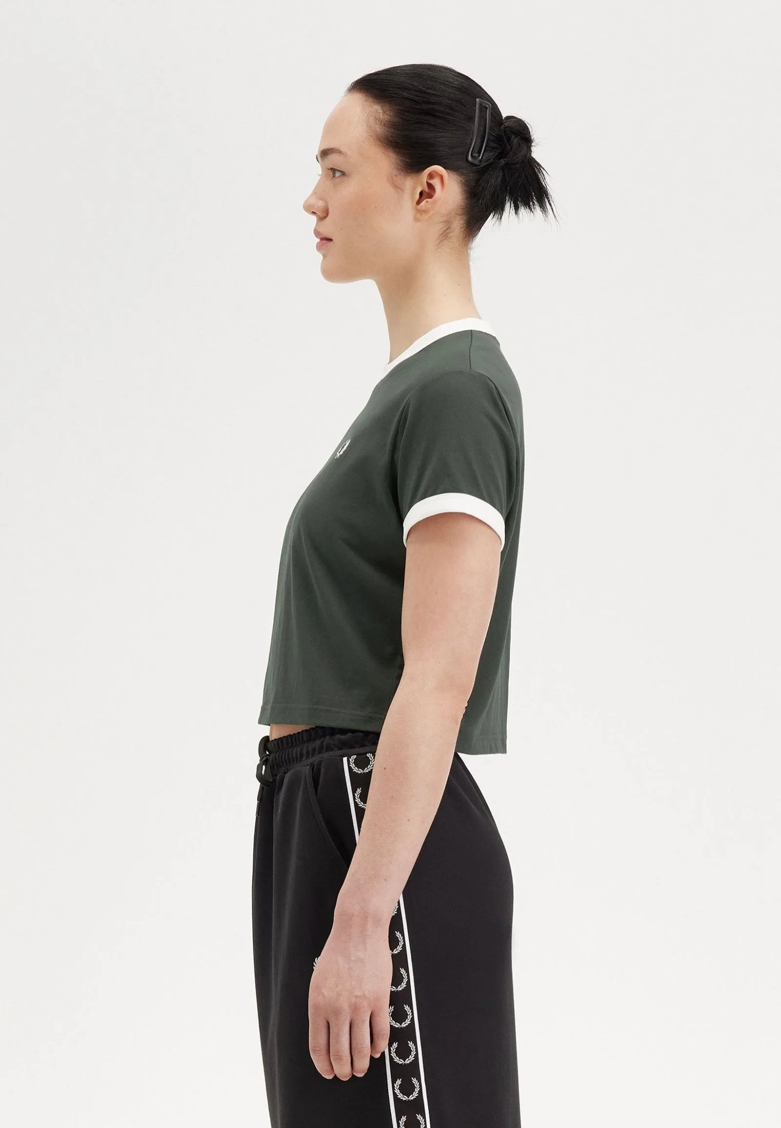 Fred Perry - Cropped Ringer Court Green - T-Shirt Versatile use