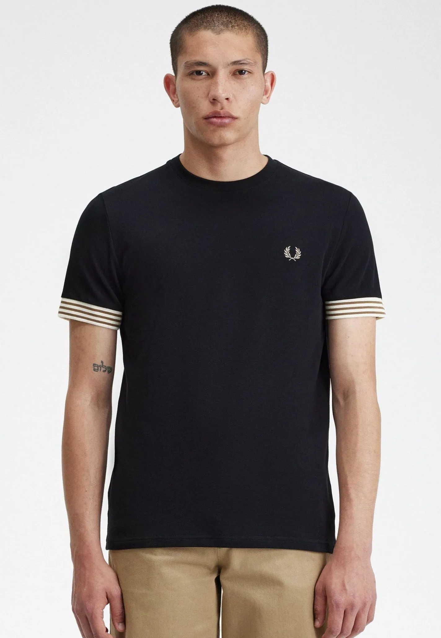 Beach relaxation Fred Perry - Striped Cuff Black - T-Shirt