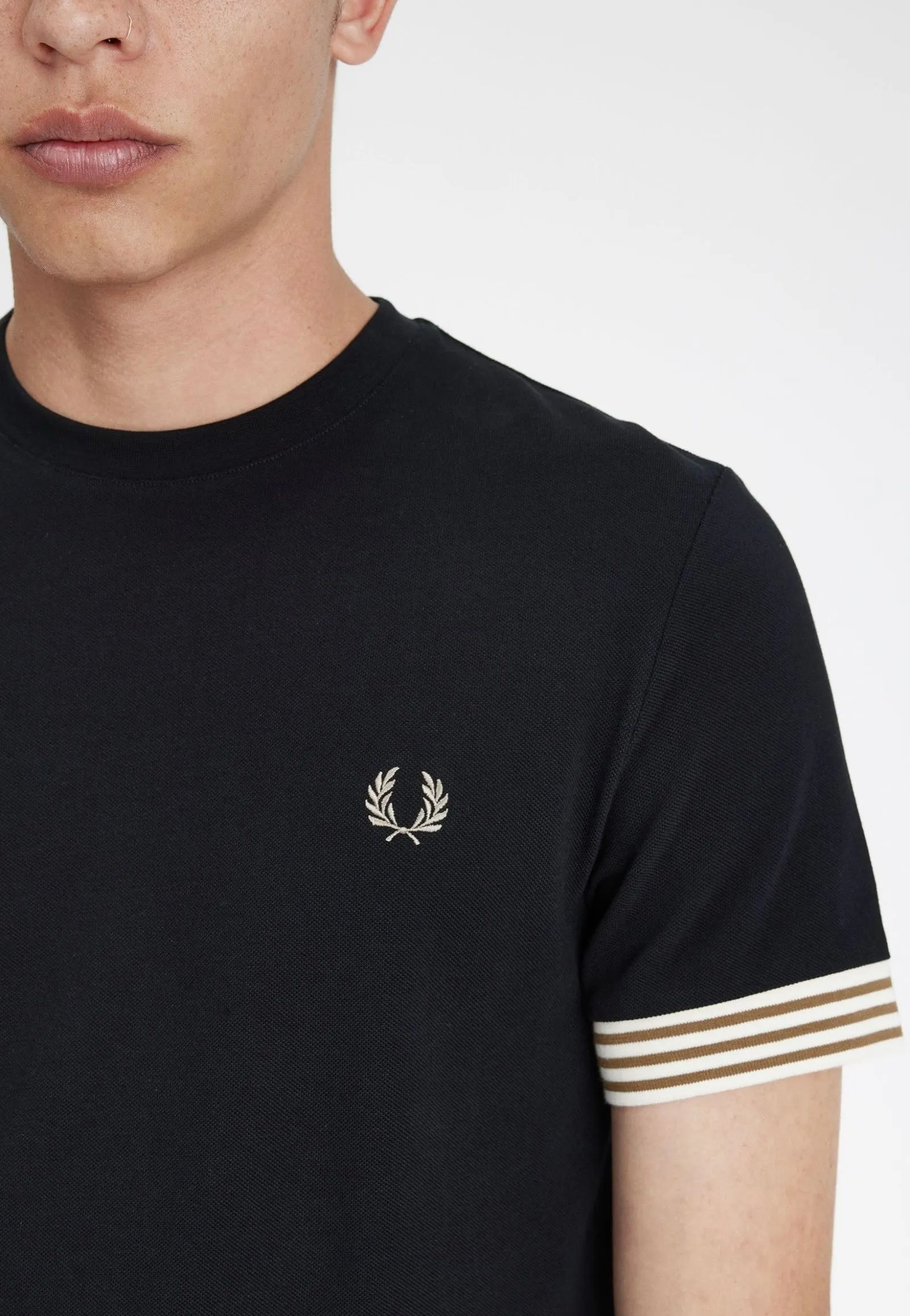 Fred Perry - Striped Cuff Black - T-Shirt Minimalist Design