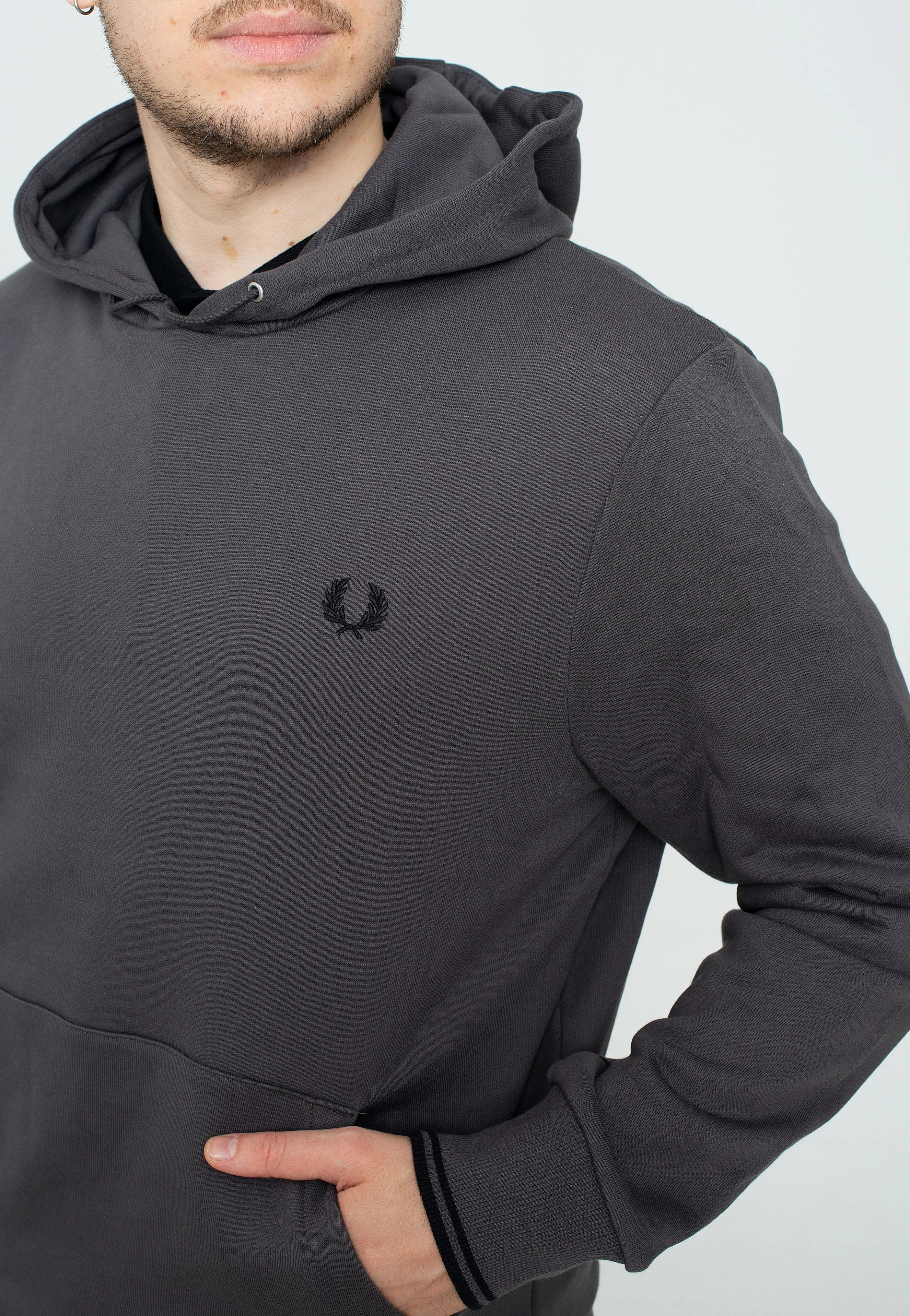Fred Perry - Tipped Hooded Gun Metal - Hoodie Premium