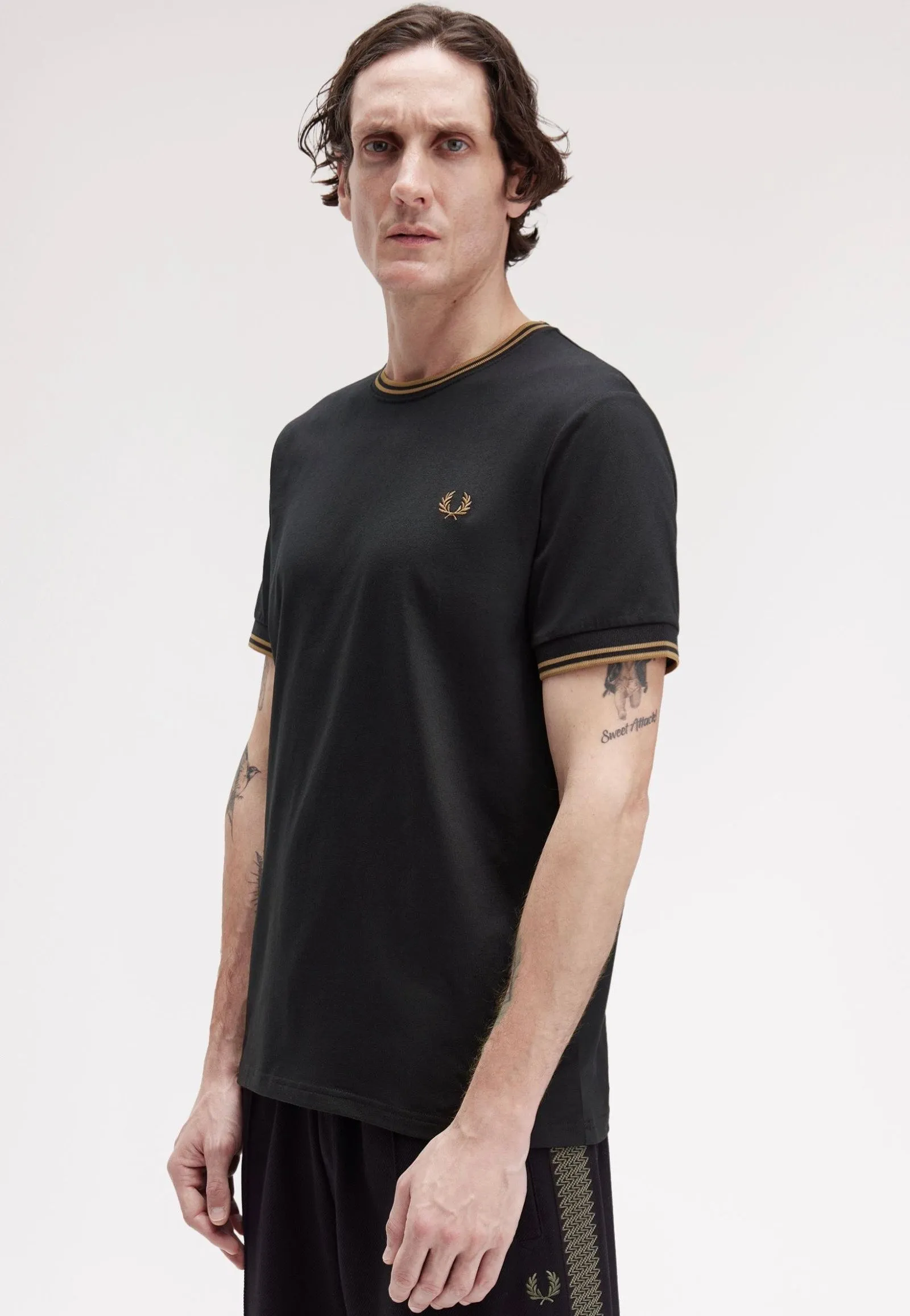 Fred Perry - Twin Tipped Black/Shadedstone - T-Shirt Machine washable and easy