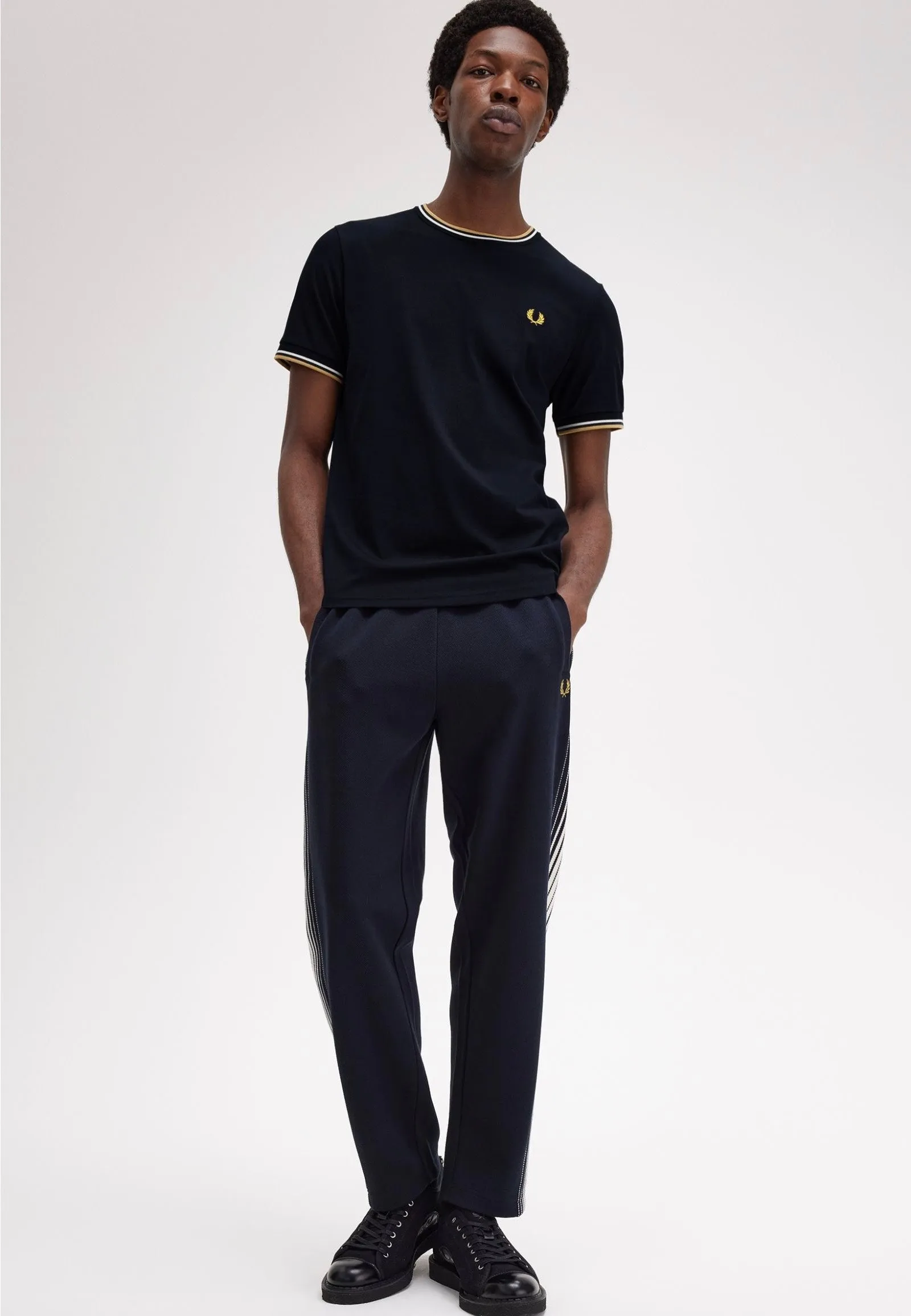 Fred Perry - Twin Tipped Navy/Ecru/Honeycomb - T-Shirt Eye - catching - striking