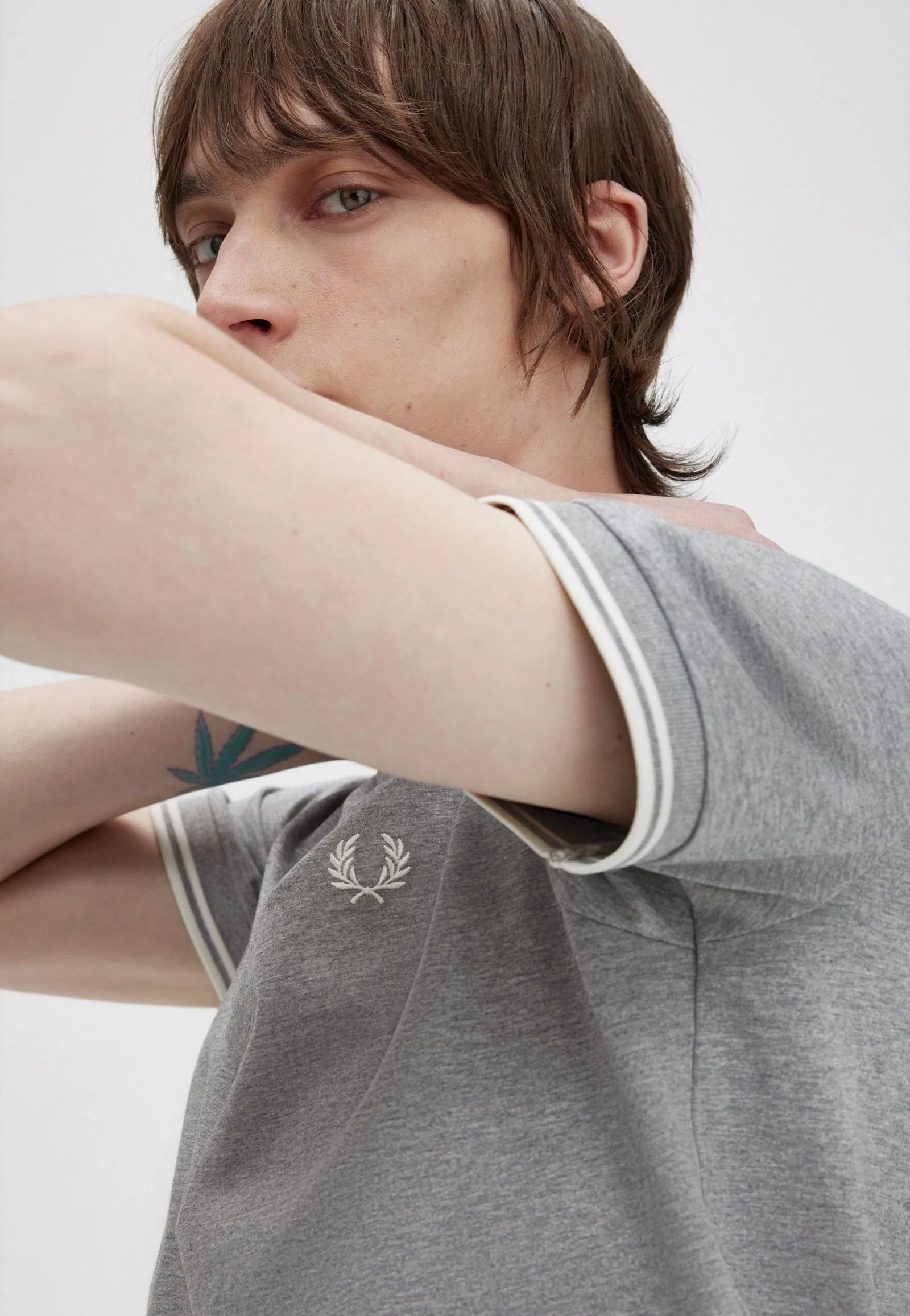 Fred Perry - Twin Tipped Steel Marl - T-Shirt Maximalist Style