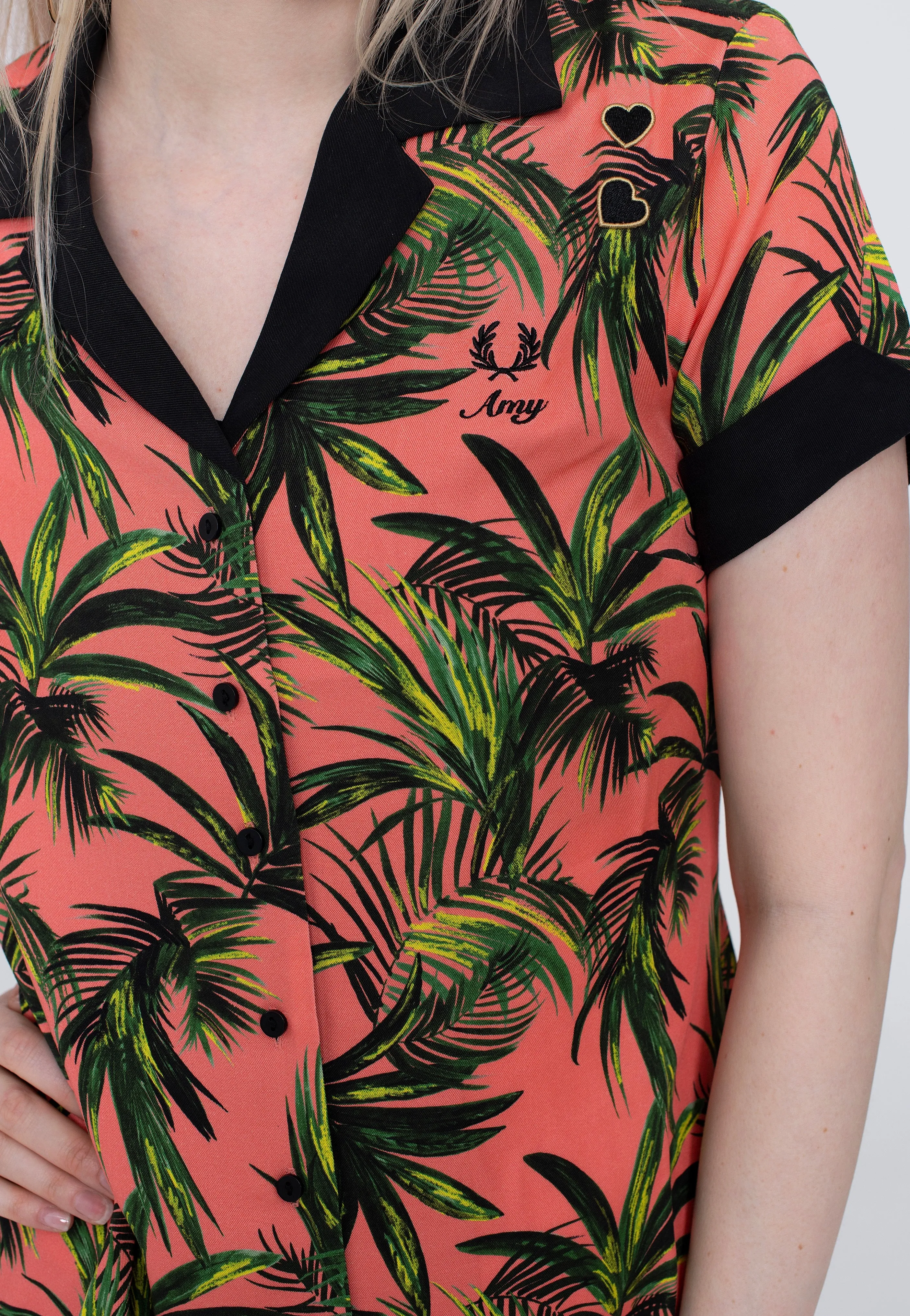 Fred Perry x Amy Winehouse - Palm Print Shirt Coral Heat - Dress Distinctive Attire