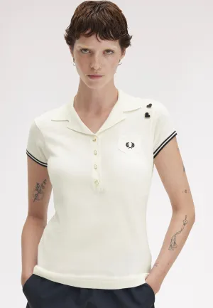 Neutral palette Multitasking Look Fred Perry x Amy Winehouse - Pocket Detail Knitted Light Ecru - Polo