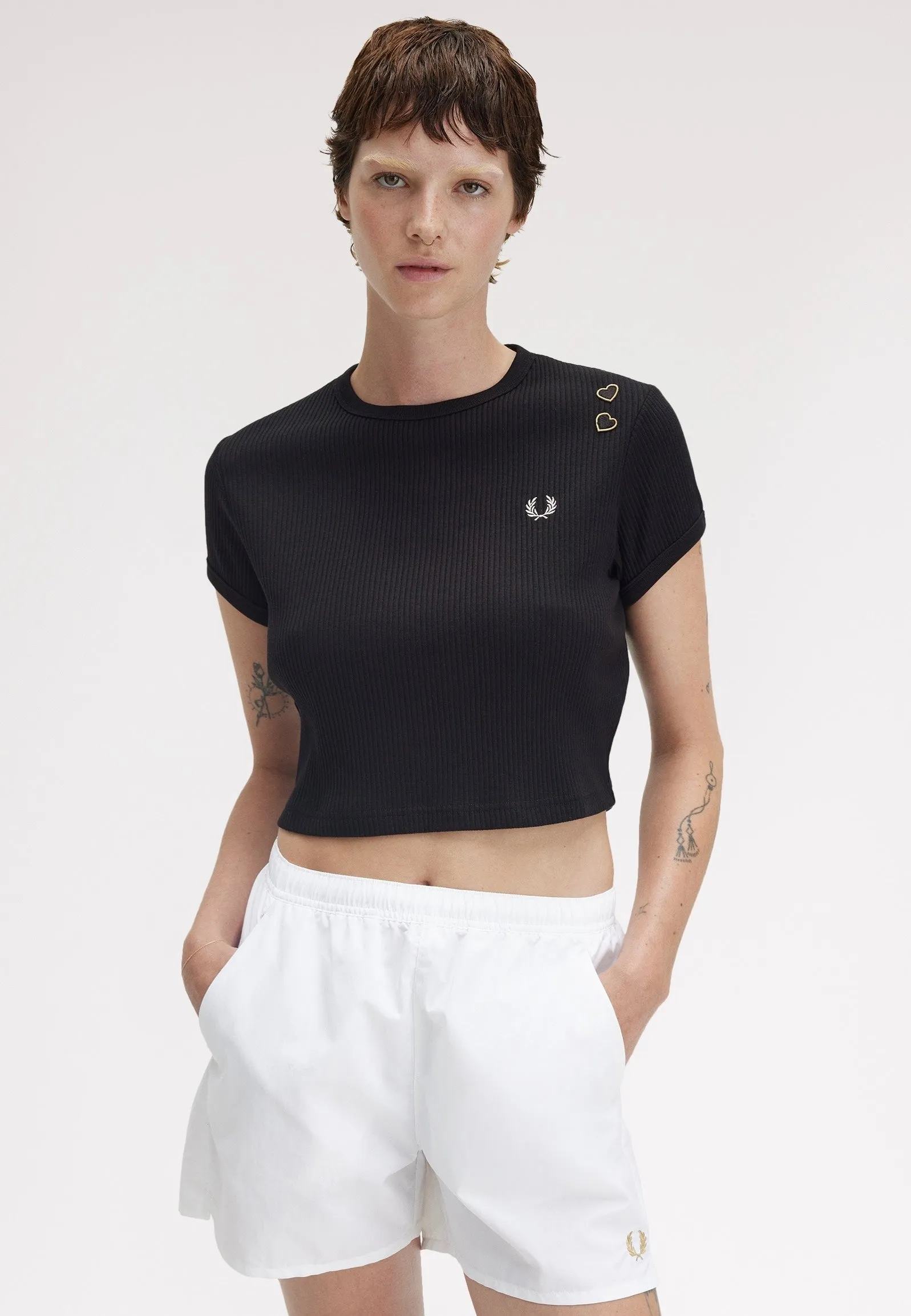 Fred Perry x Amy Winehouse - Ribbed Black - T-Shirt Halloween Effortless Look