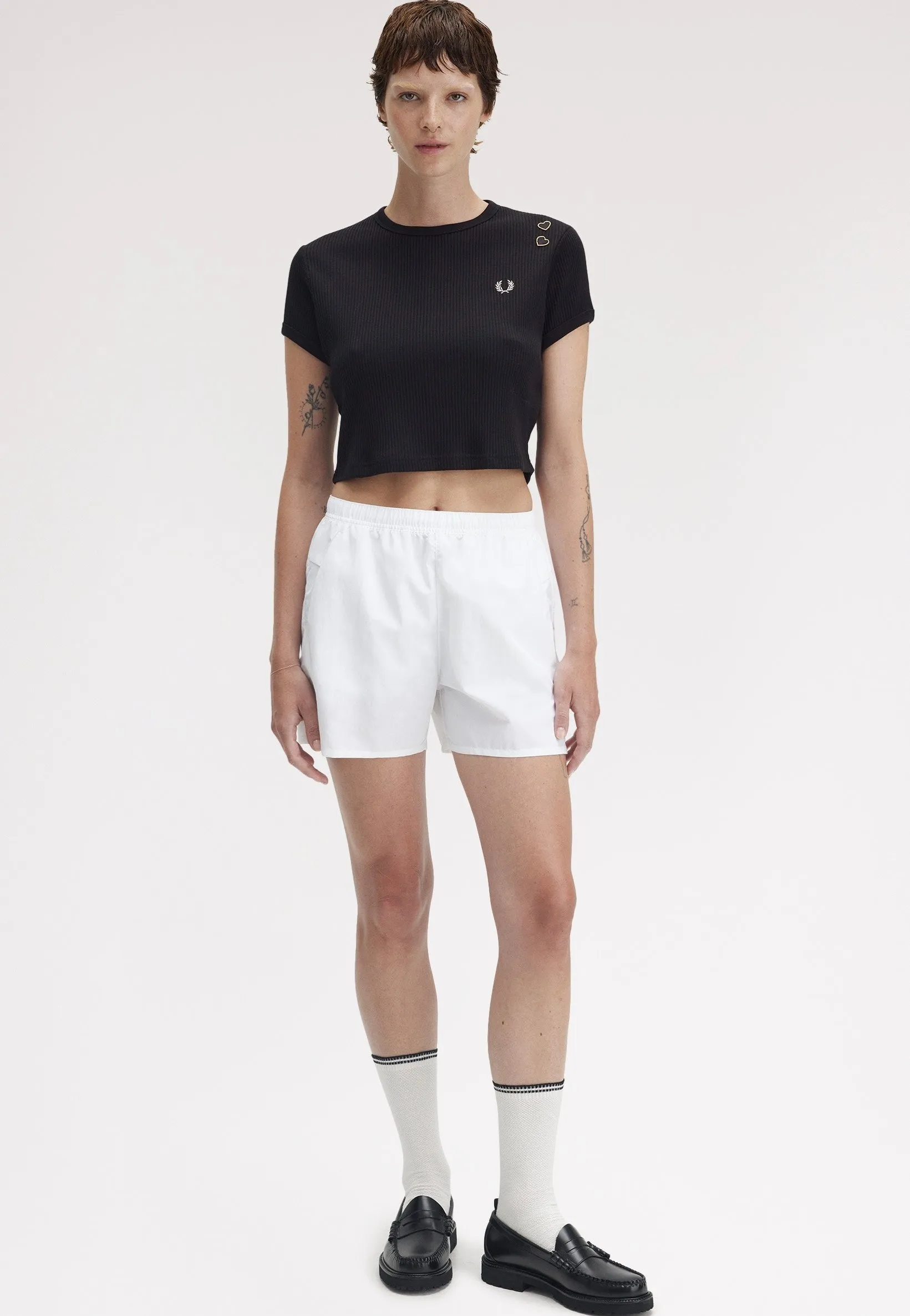 Fred Perry x Amy Winehouse - Ribbed Black - T-Shirt Street Vibe