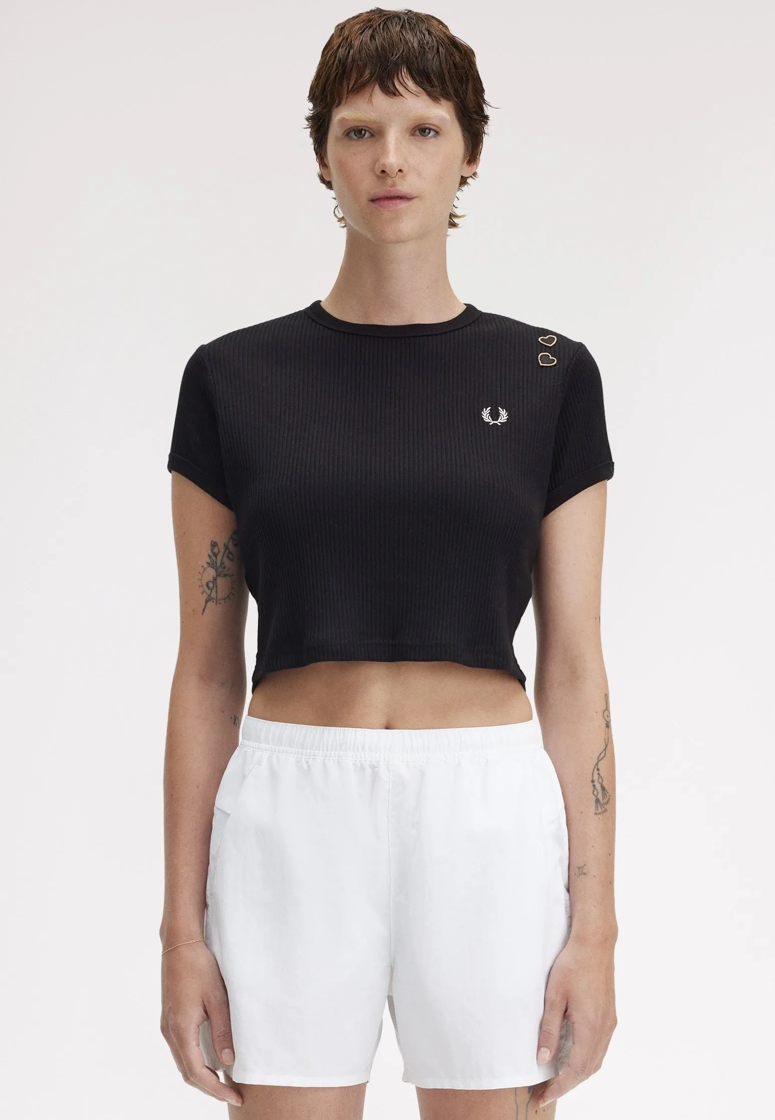 Fred Perry x Amy Winehouse - Ribbed Black - T-Shirt Street Vibe