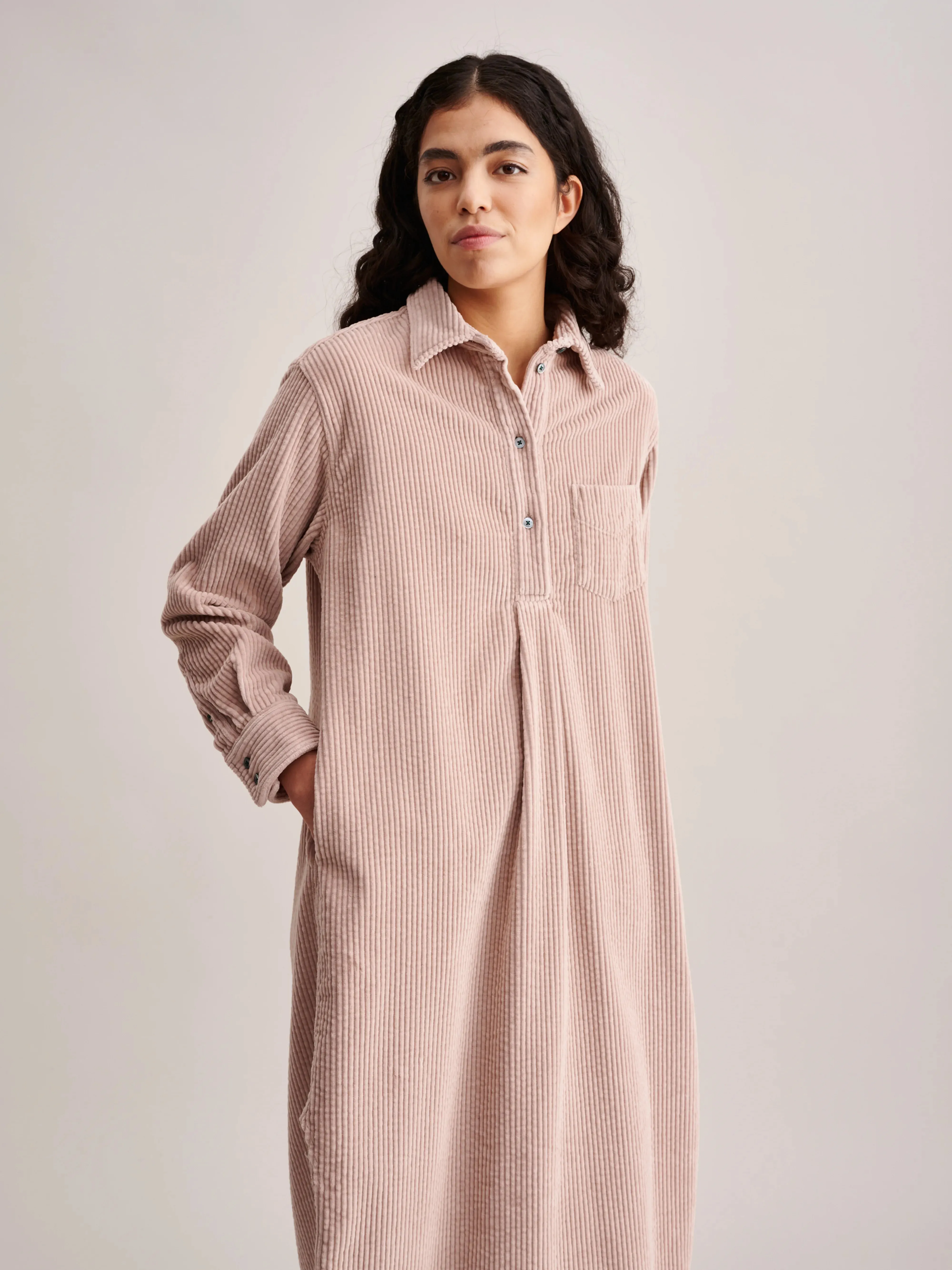 Gaby Dress (232 / W / NACRE) festival look