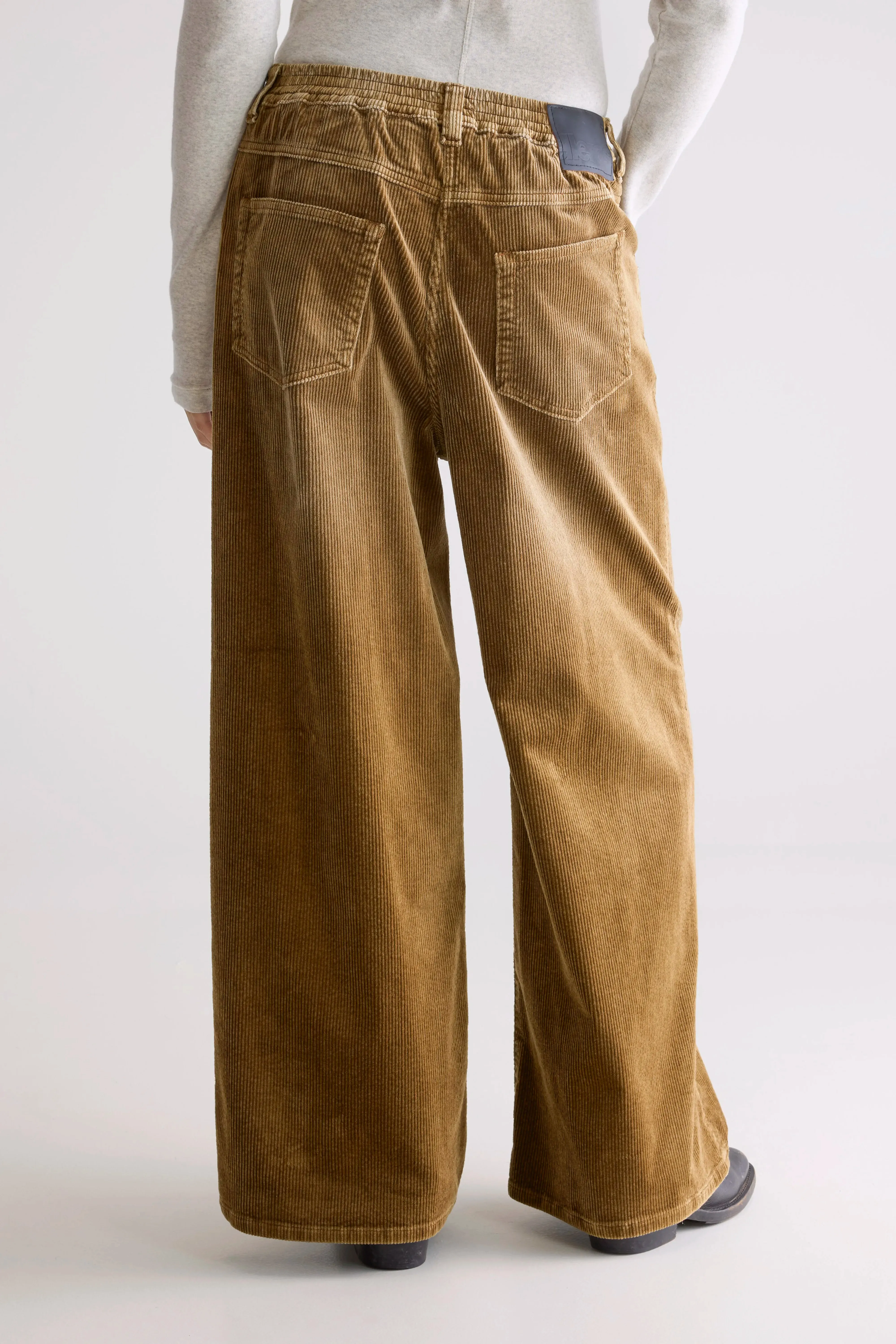 Galina wide trousers (252 / W / SOIL) Relaxed Waist
