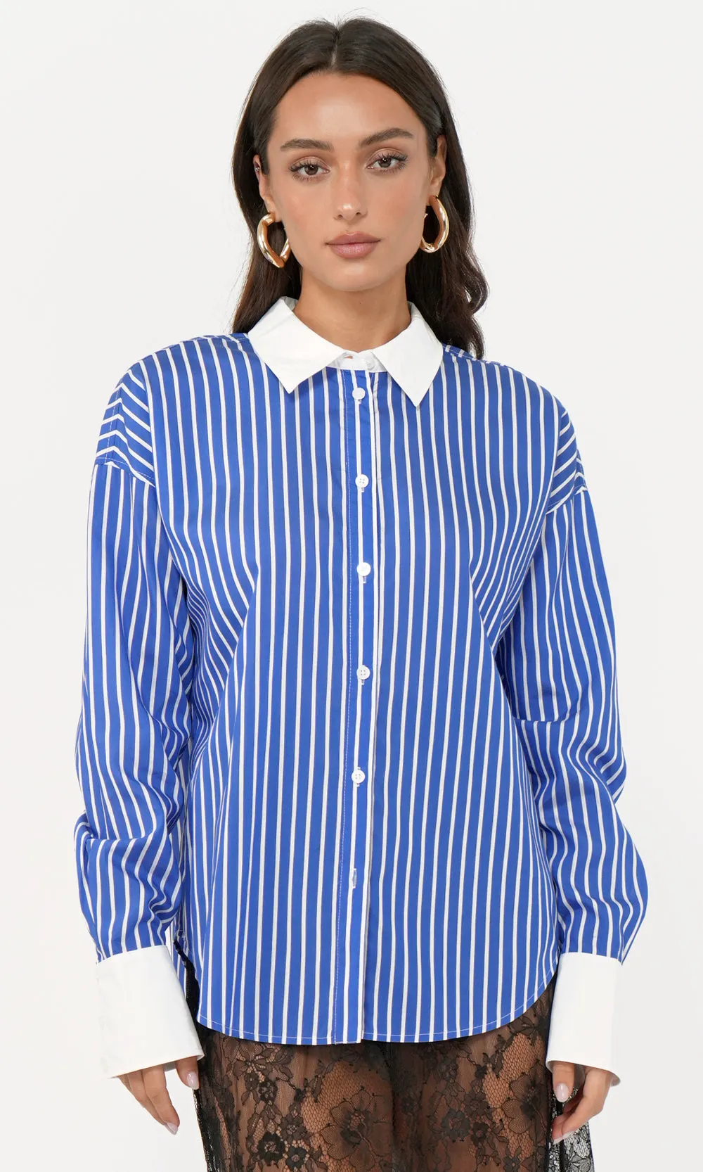 Geneviv Oversized Bold Stripe Shirt w/ Contrast Cuff Effortless Layers