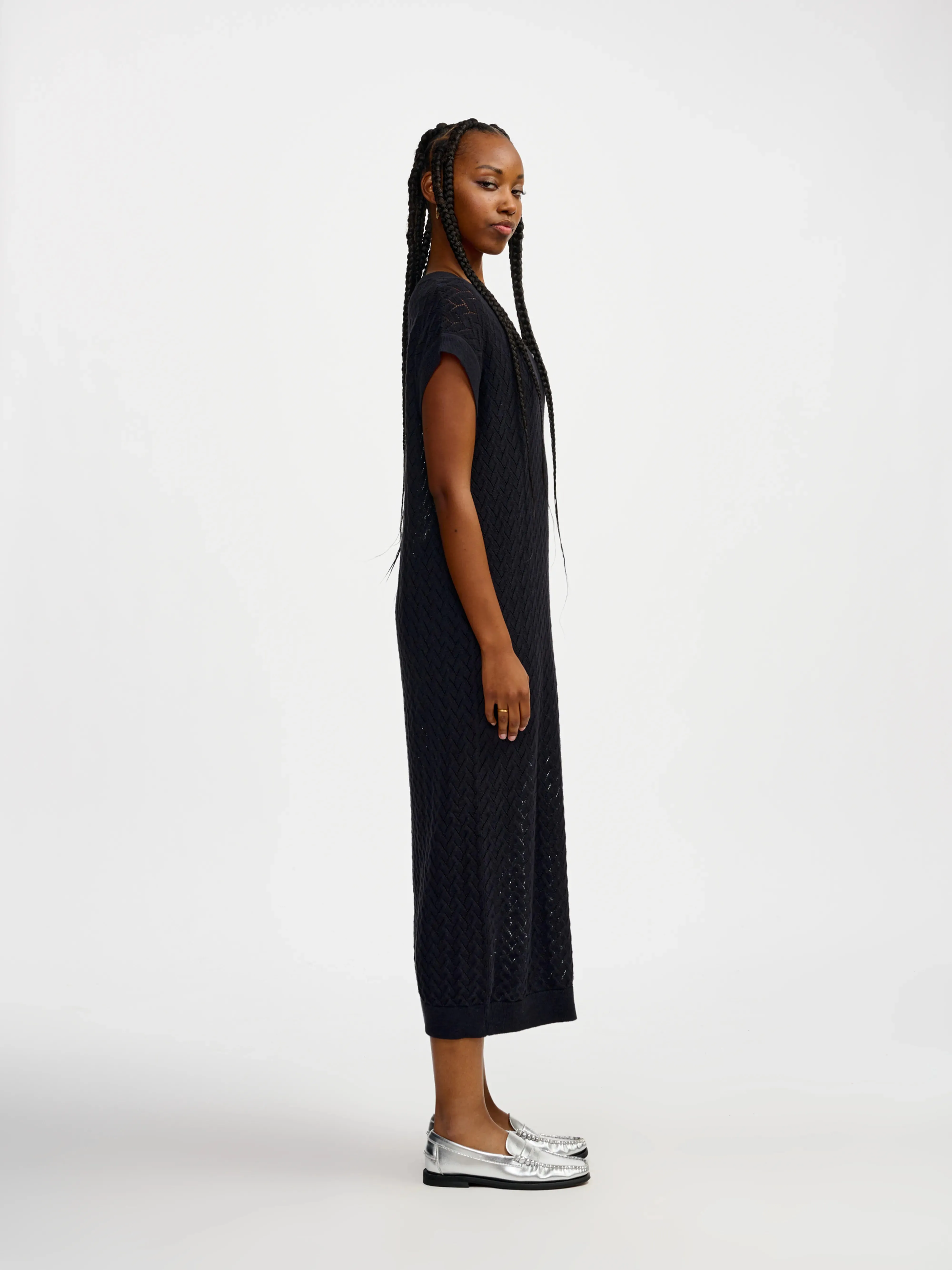 gopmi dress (241 / W / OFF BLACK) Smooth Fabrics