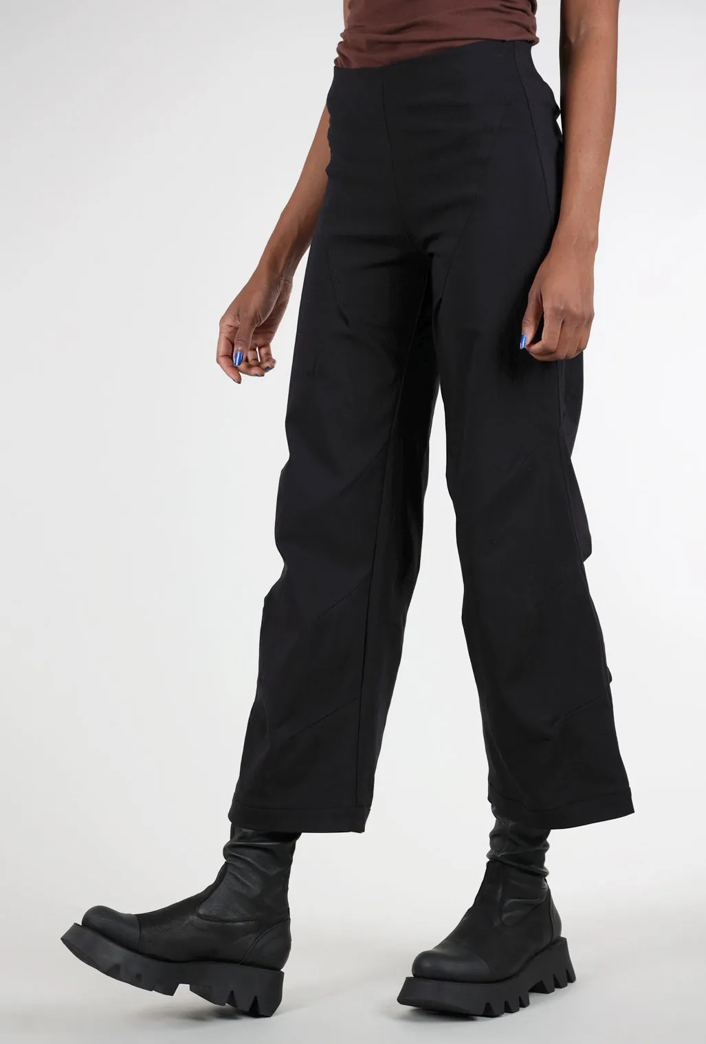 Hennessy Pant, Black Modern Design