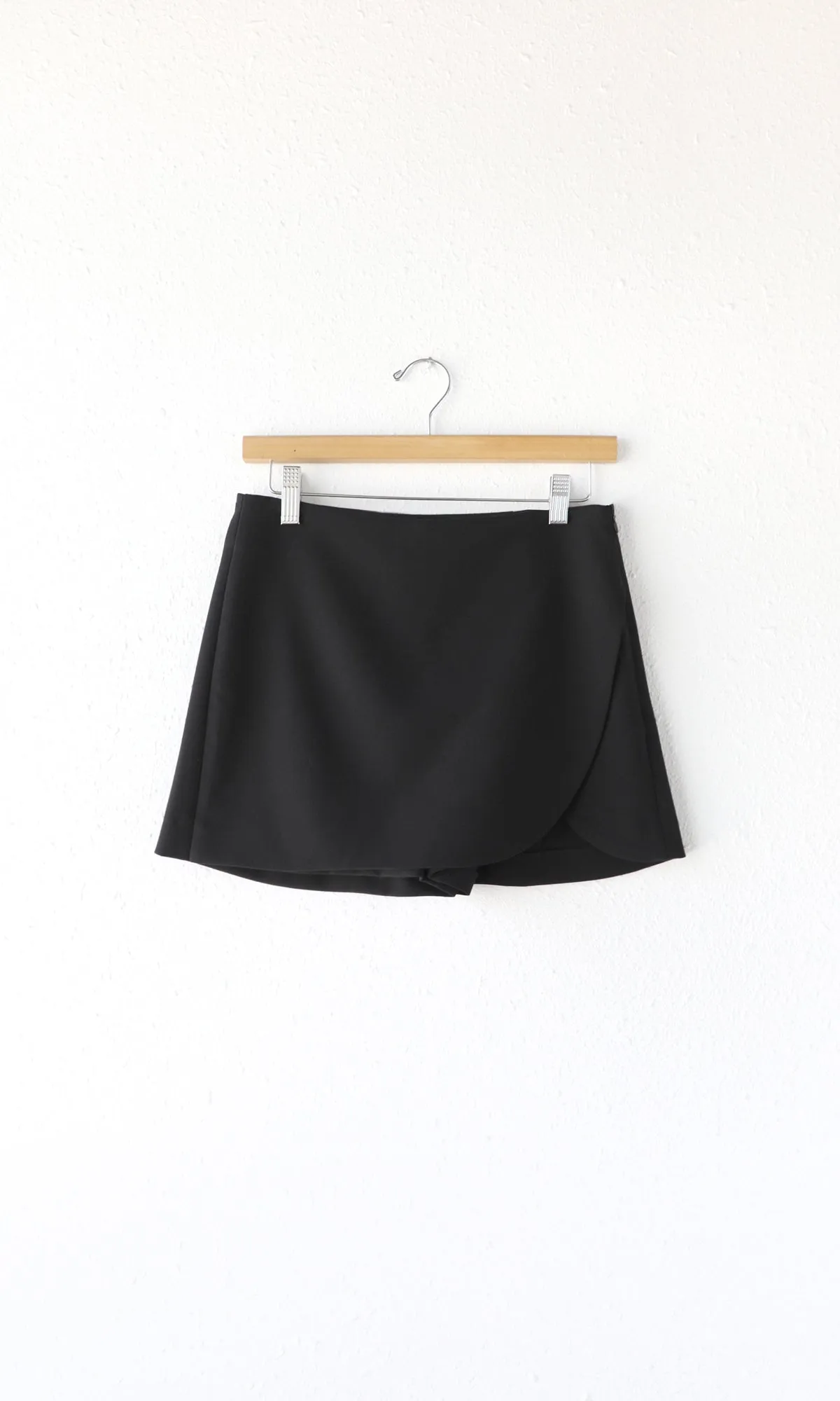 High Waistband Calem Skort