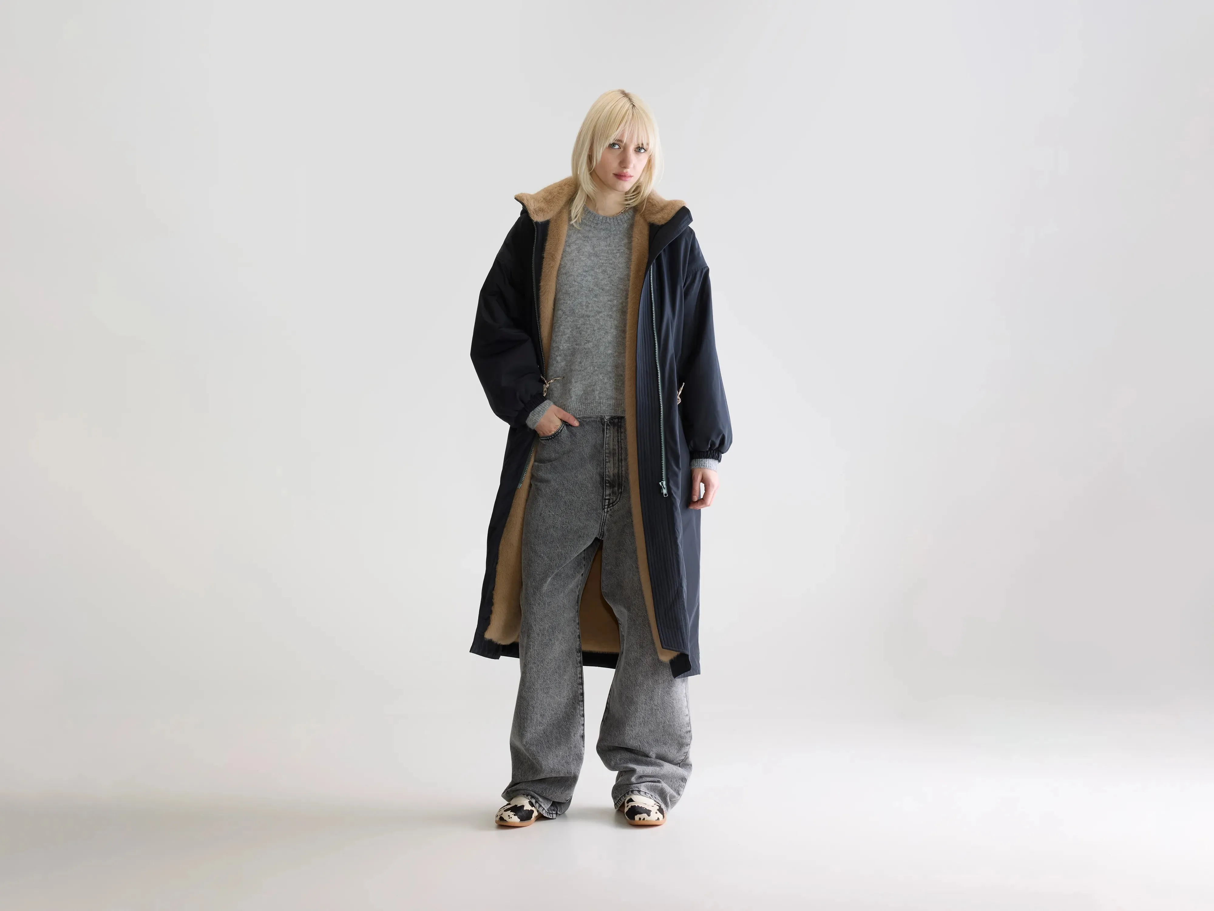 Hosfo hooded coat (252 / W / NAVY) Layered Comfort Look