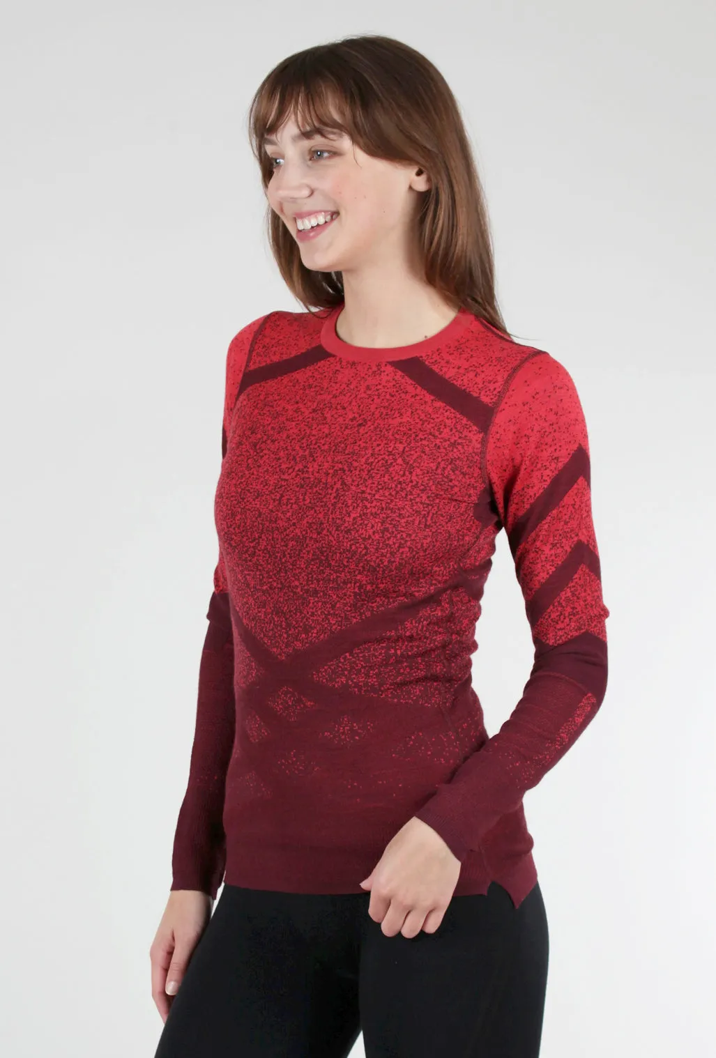 Intraknit Thermal Pattern Crew, Black Cherry/ Scarlet Flattering Style