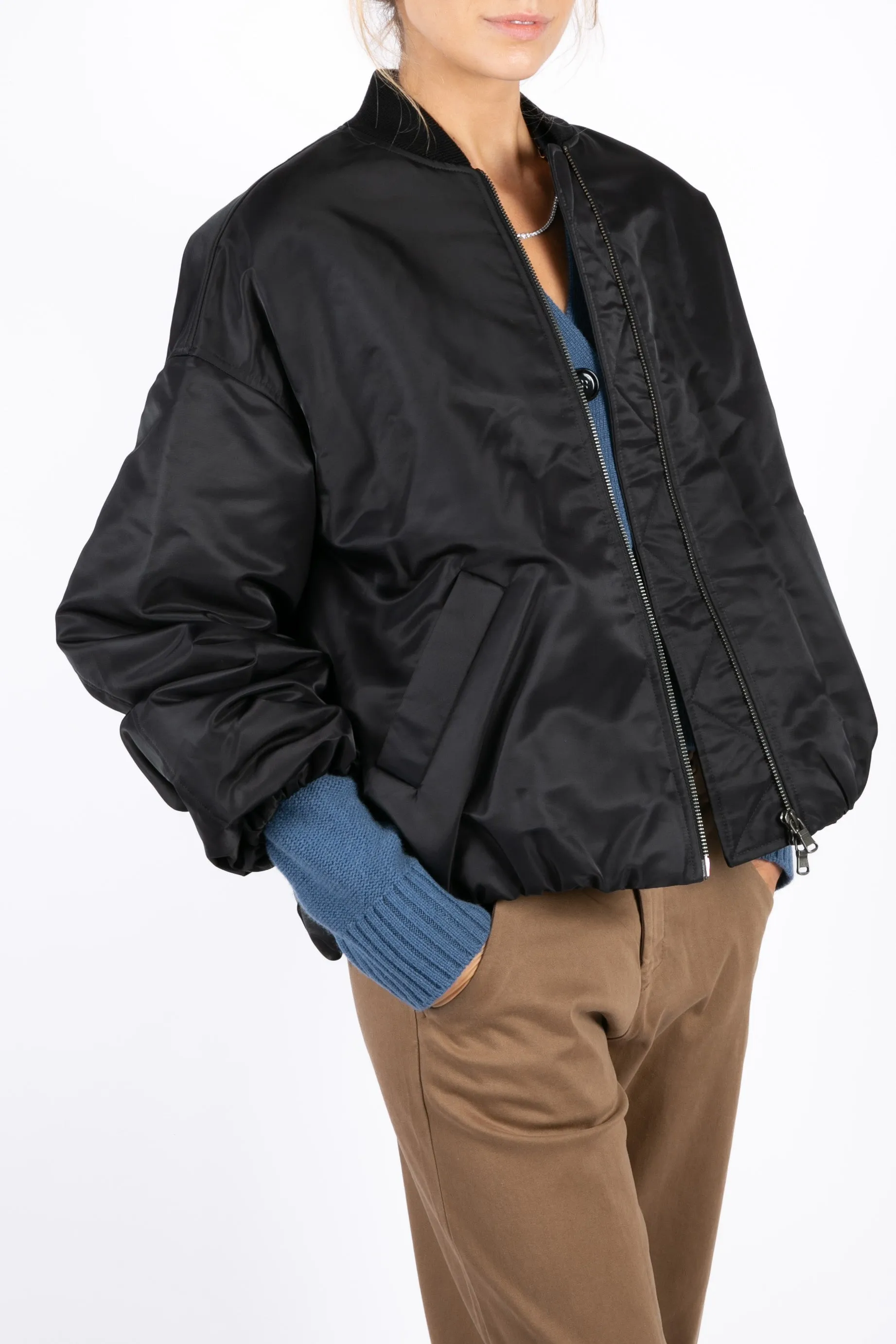 Joelle Black Jacket Sleek Silhouette