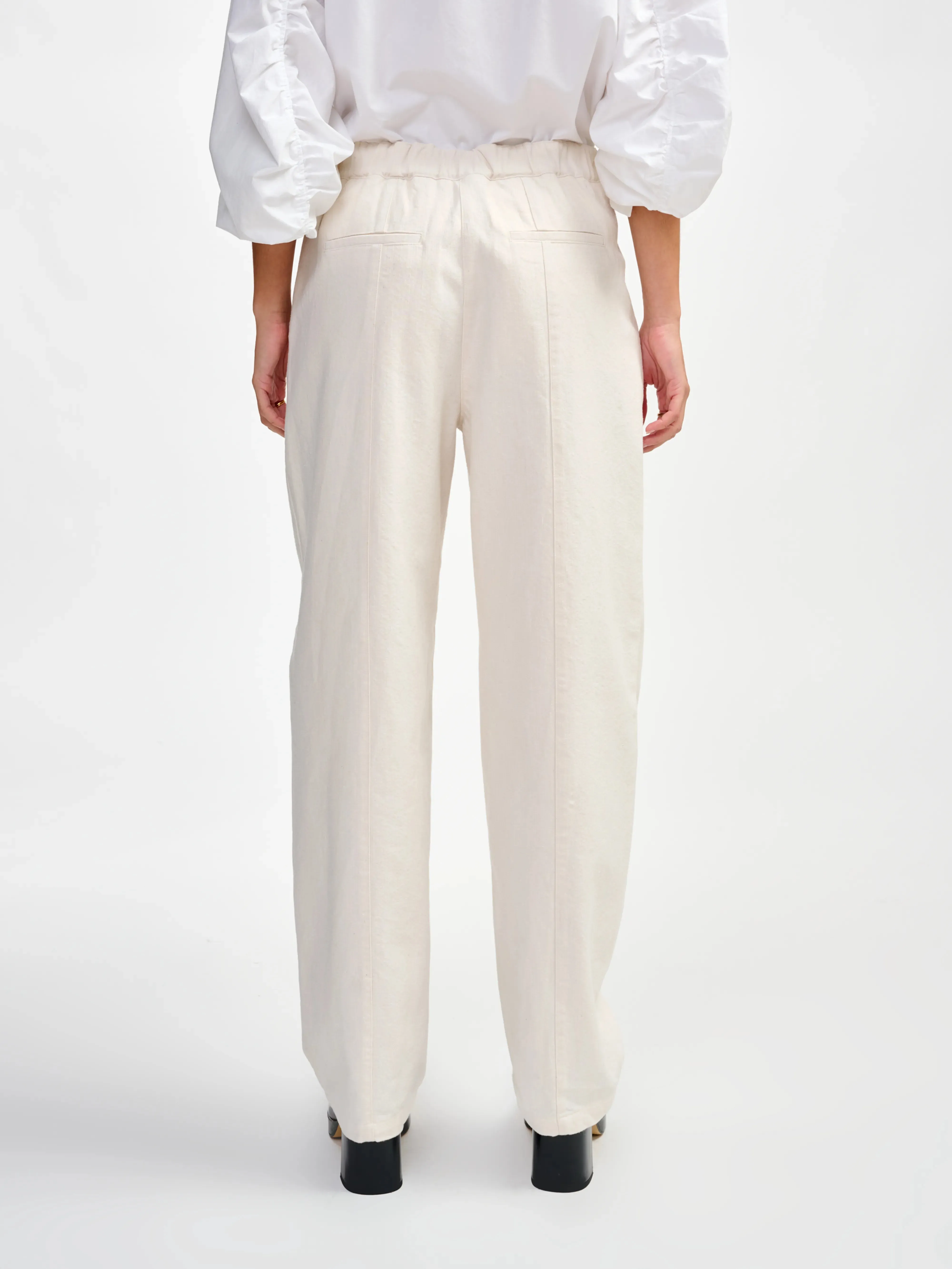 Jogger Style dark trousers (241 / W / WHITE)