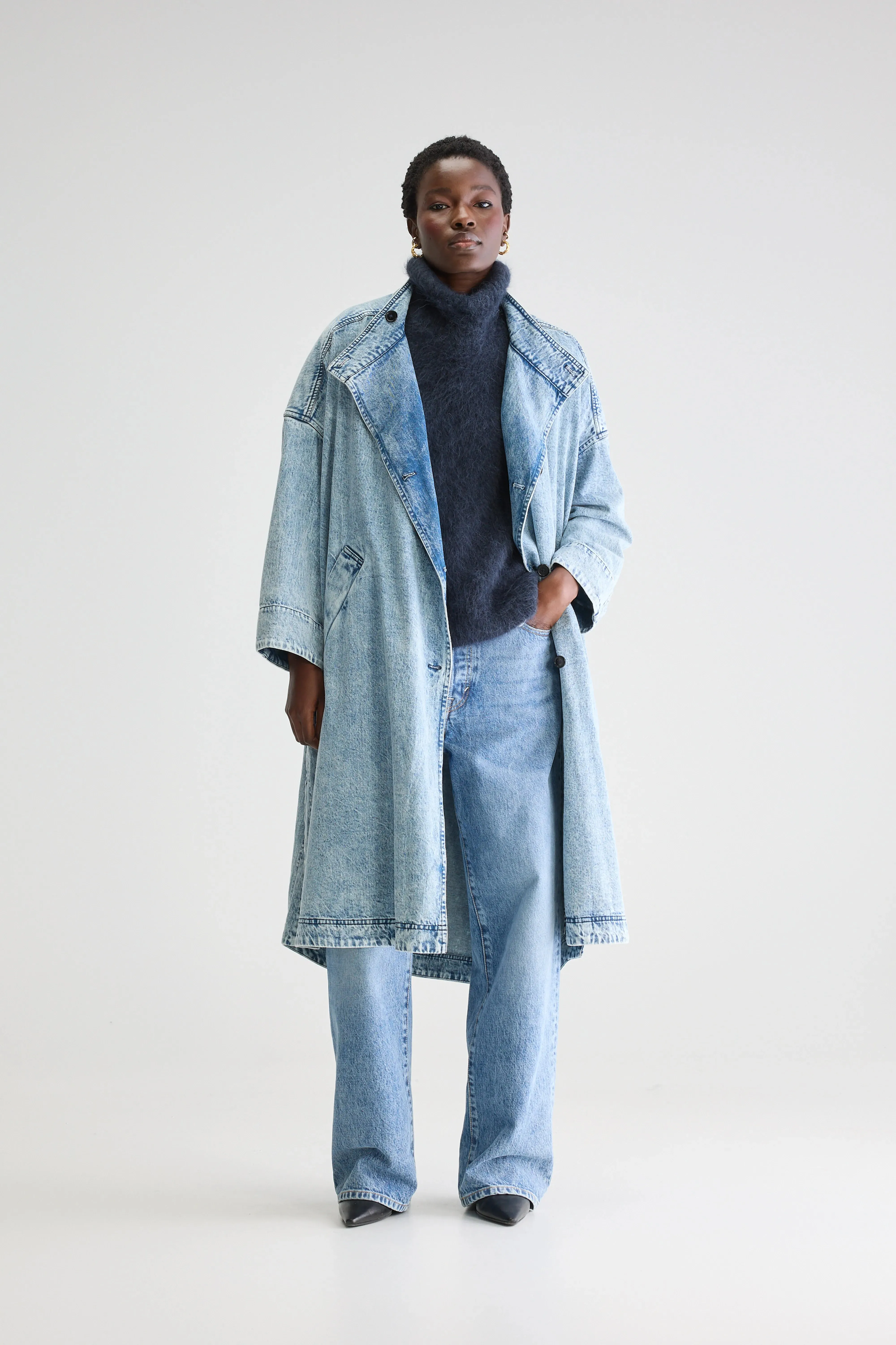 Jutta trench (251 / W / VNTG STONE WASH) Recycled fabric
