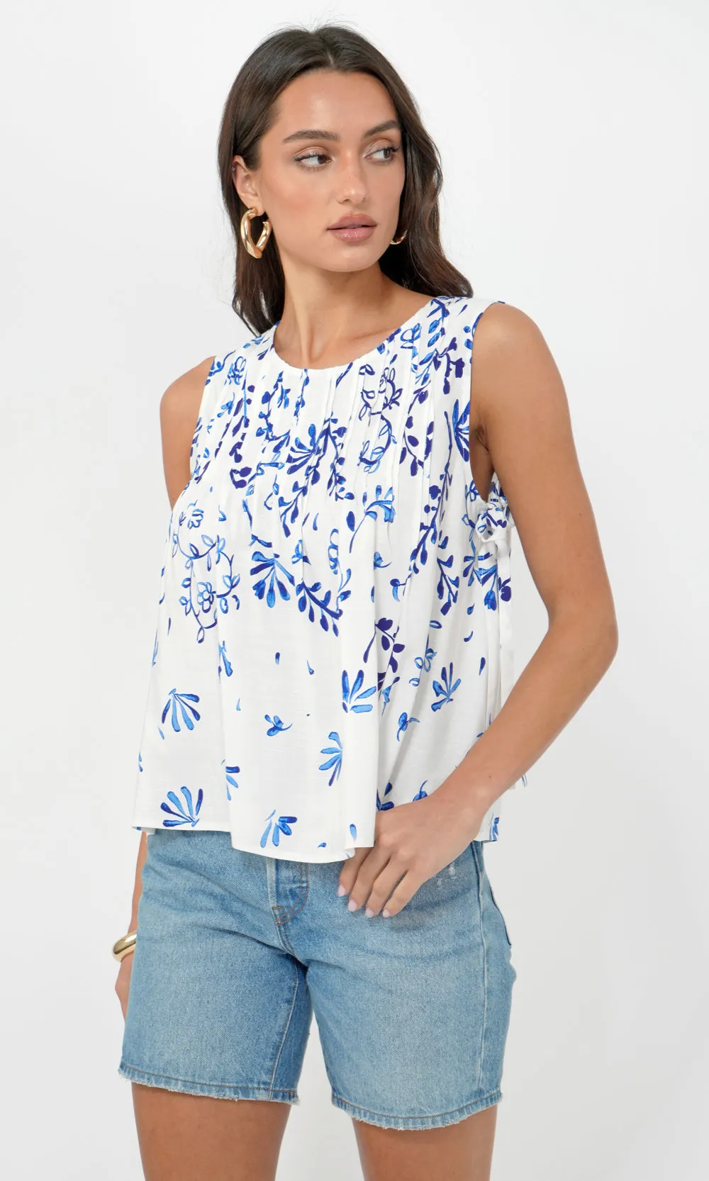 Kalis Pintucked Swing Top w/ Side Tie Casual Elegance