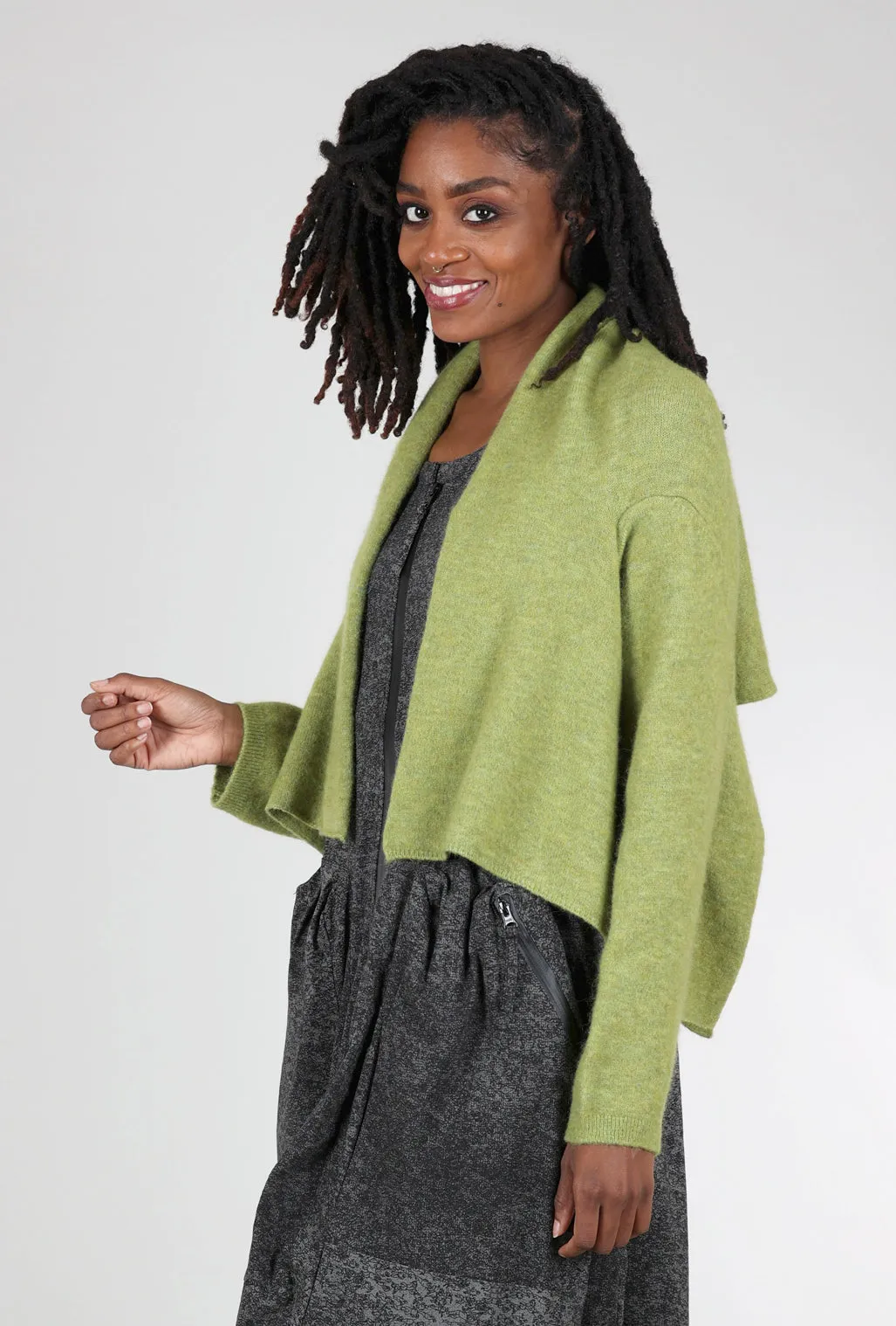 KC Crop Cardie, Oliva Lightweight Material