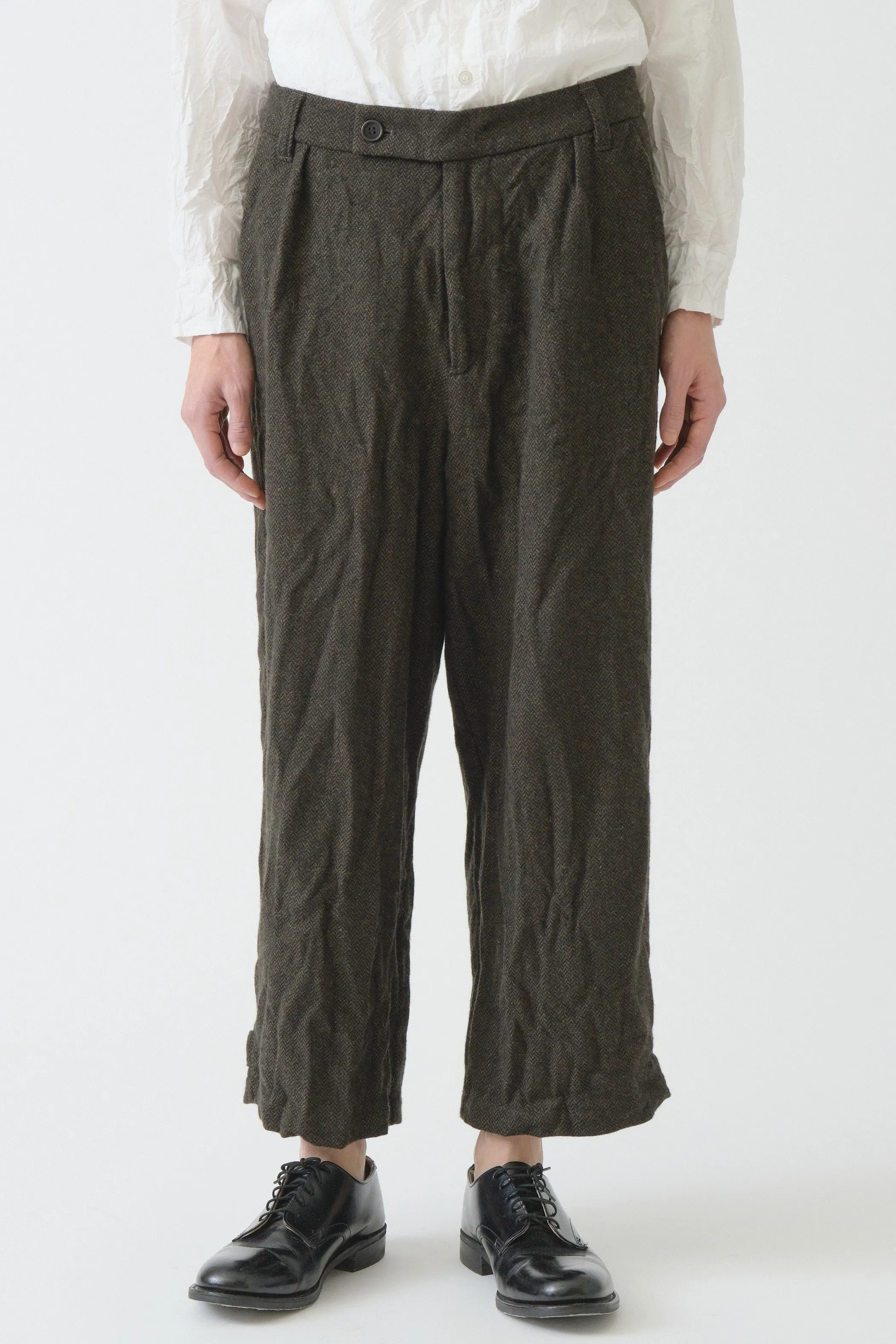 Khaki Herringbone Wide Pants Crisp Cut