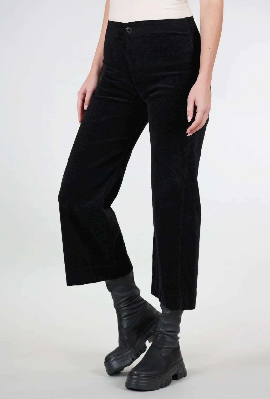 Knack Cords, Black Trendy Look
