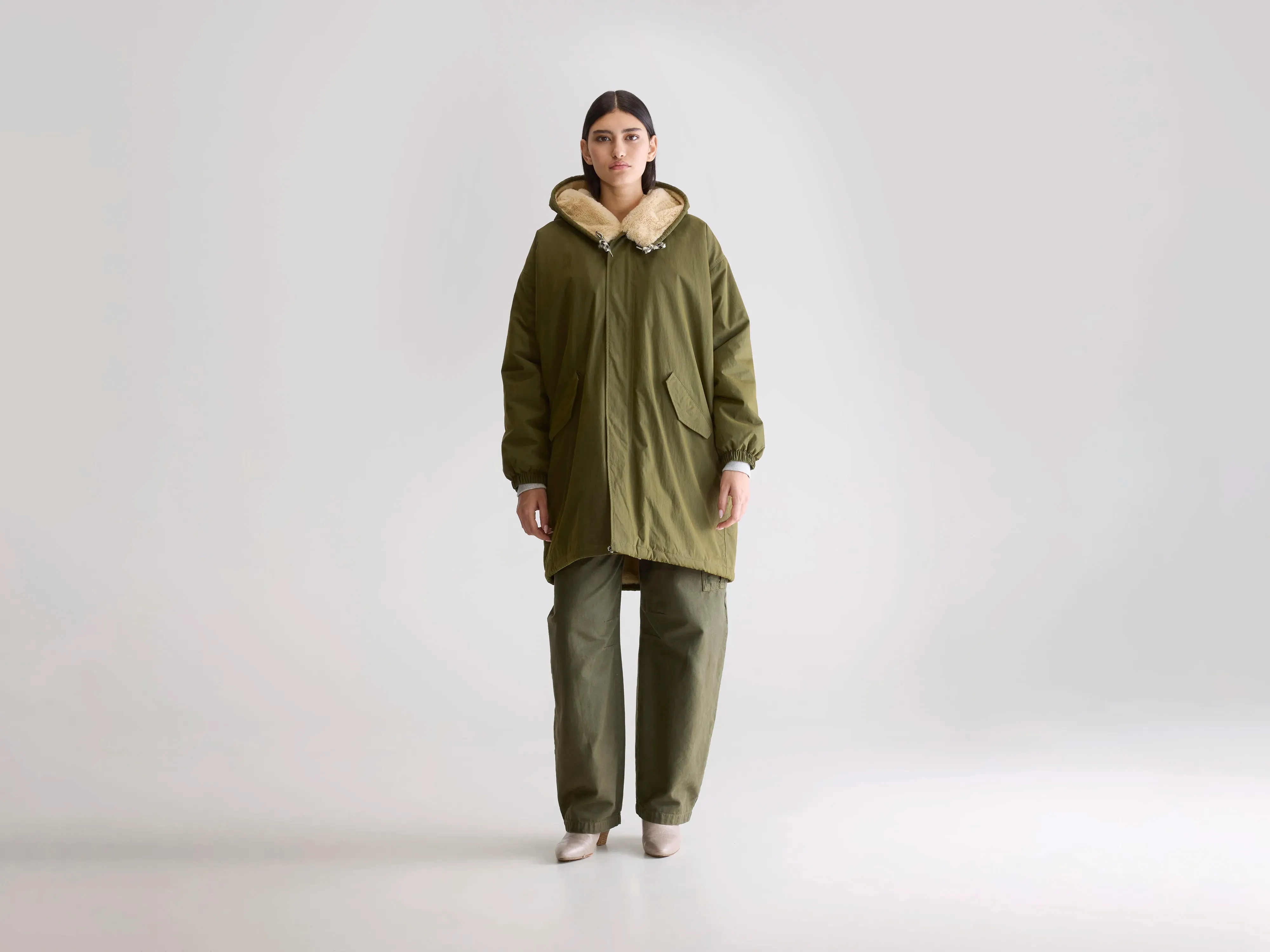 Laos hooded parka (242 / W / OLIVE) All Day Layering Subtle Color Tone