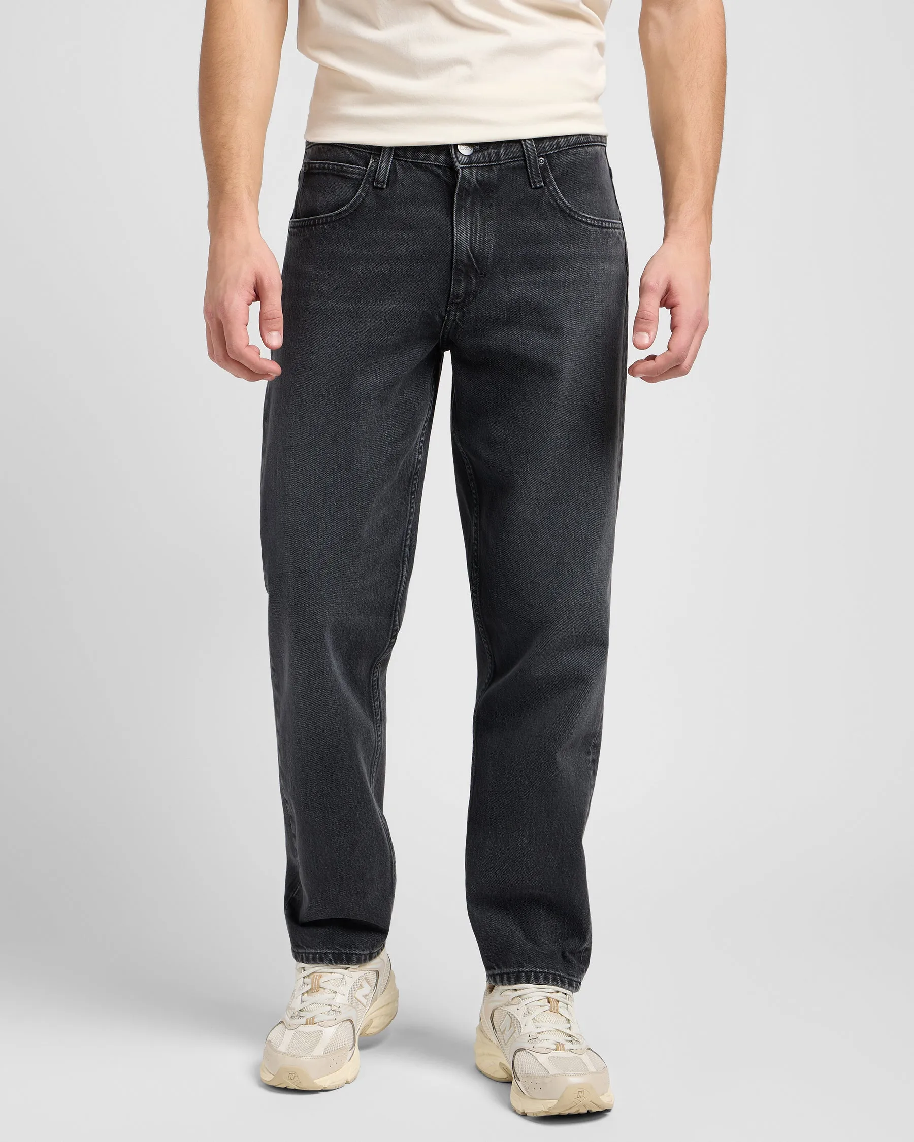 Lee Oscar Relaxed Tapered Mens Jeans - Black Star | Lee Jeans | JEANSTORE