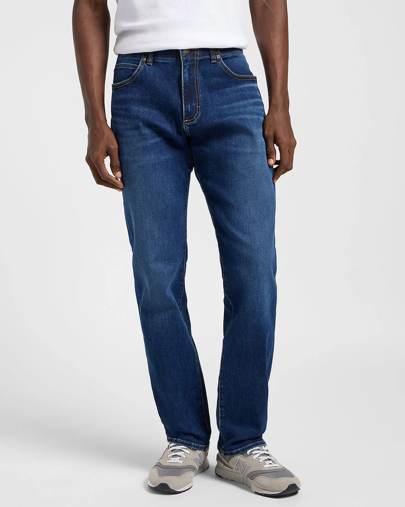Lee Straight Fit Extreme Motion Mens Jeans - Midmoor | Lee Jeans | JEANSTORE