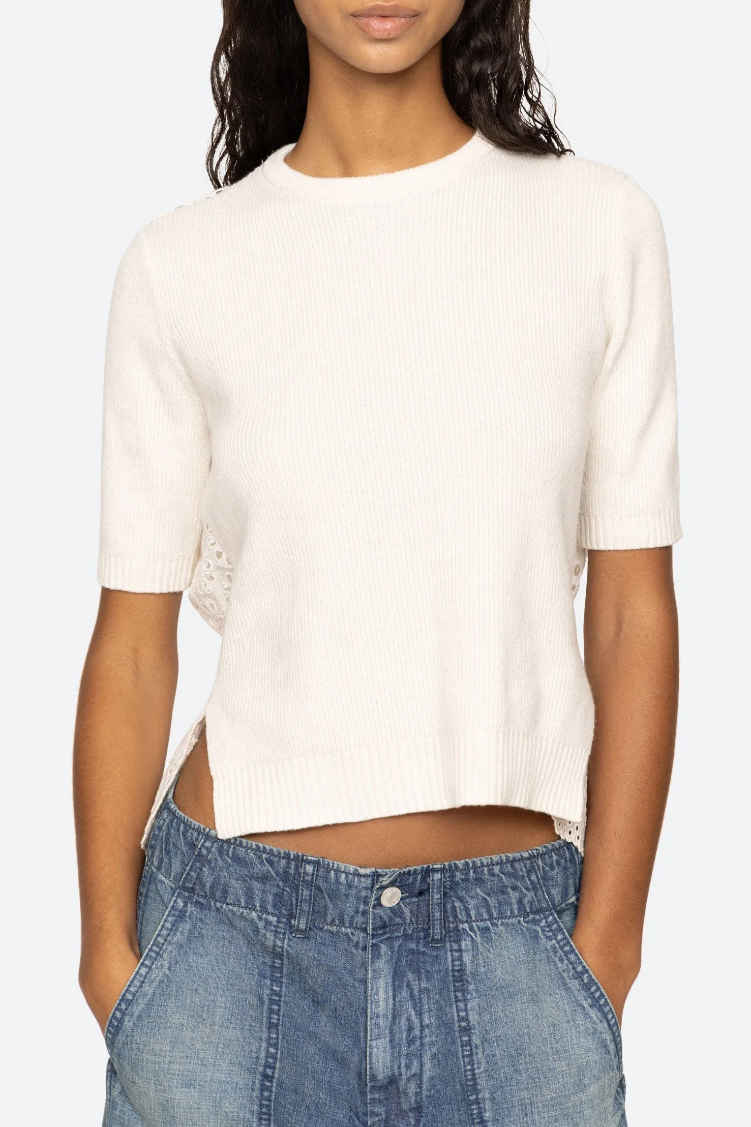 Versatile outfit for outings Classic floral print Lennon Embroidery Top