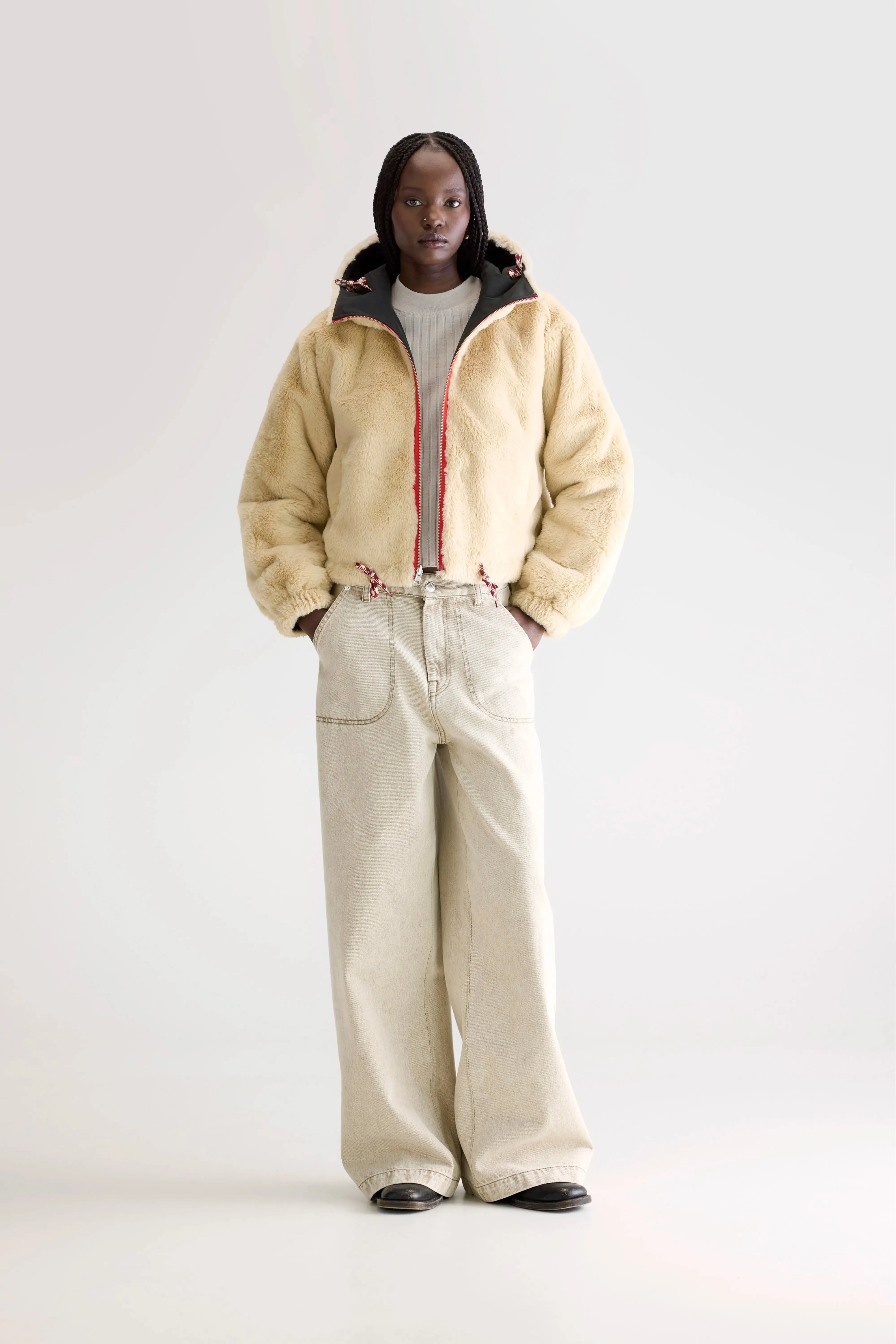 Loud hooded jacket (242 / W / PIRATE) Stylish Fit