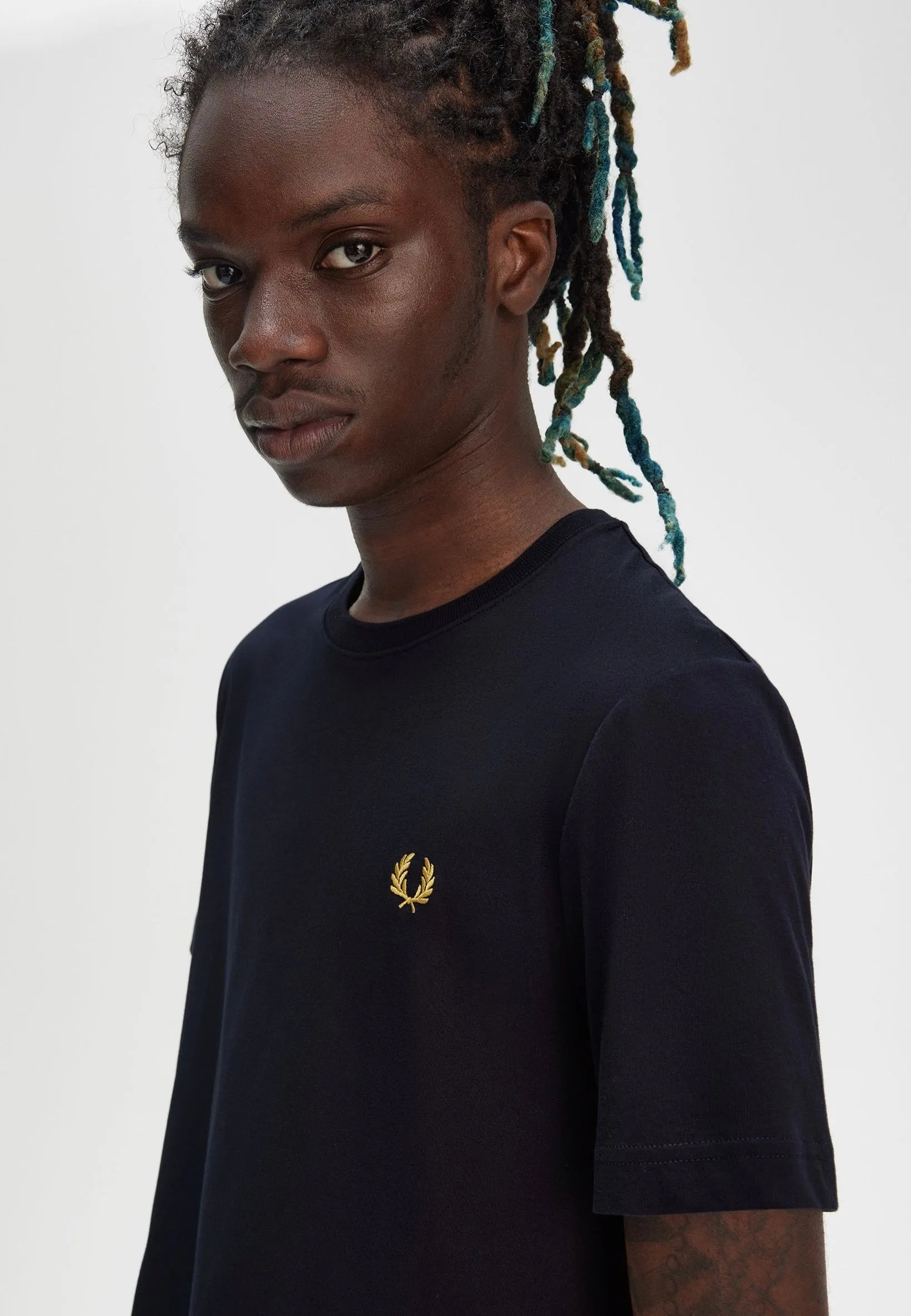 Low - waisted Fred Perry - Crew Neck Navy/Honeycomb - T-Shirt