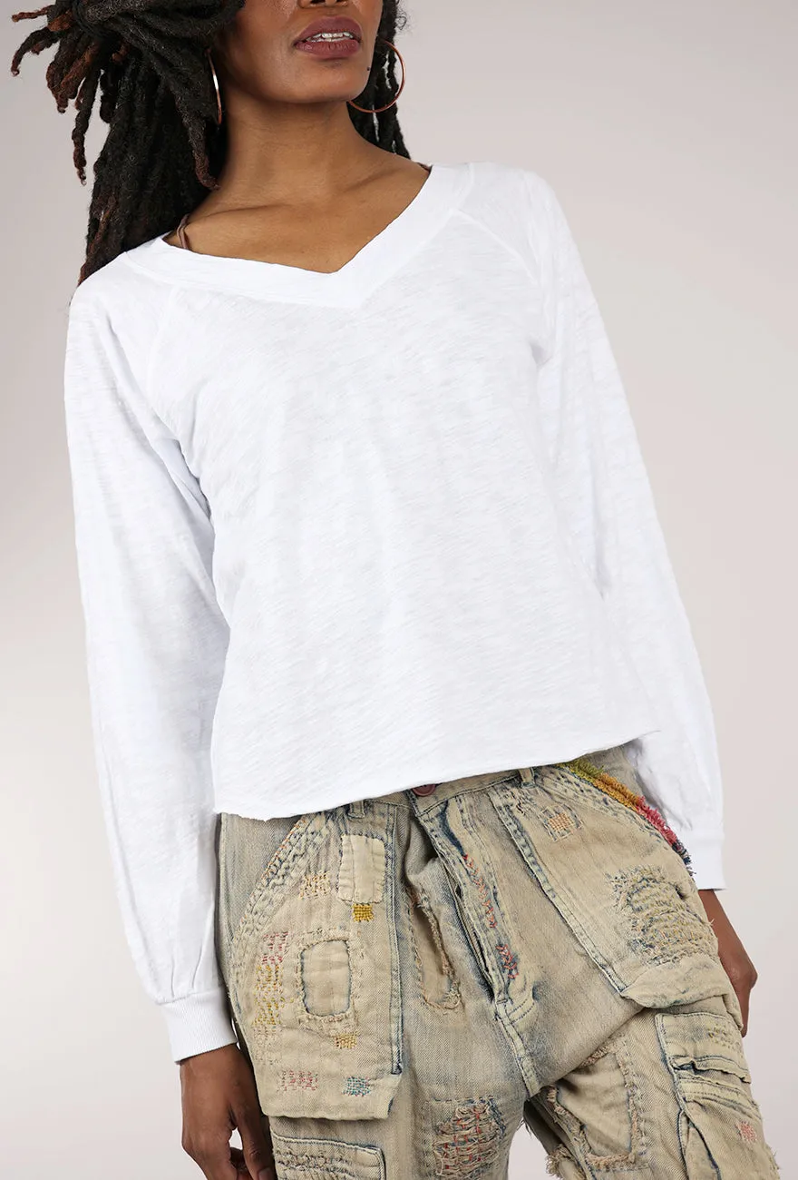 L/S Open V-Neck Tee, White Contemporary Look
