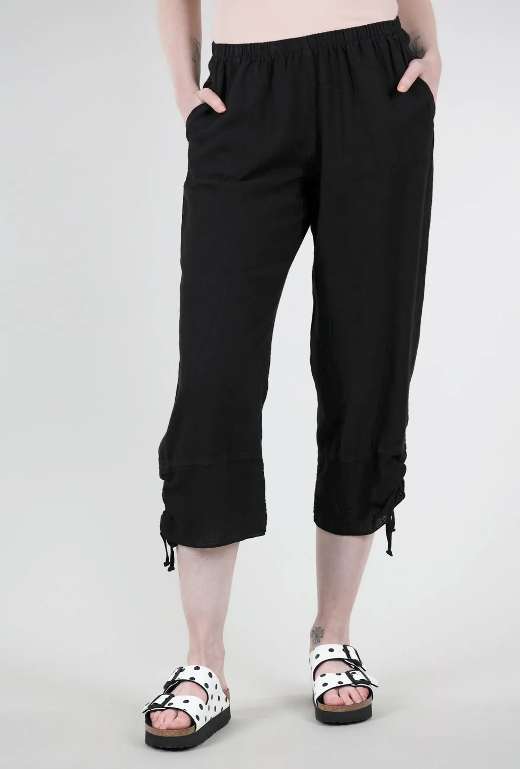 Adjustable drawstring Mesh Hem Crop Pant, Black