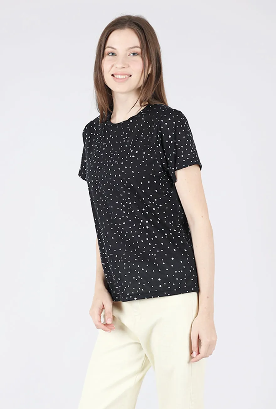 Mika Tee, Black Dot Mythical theme