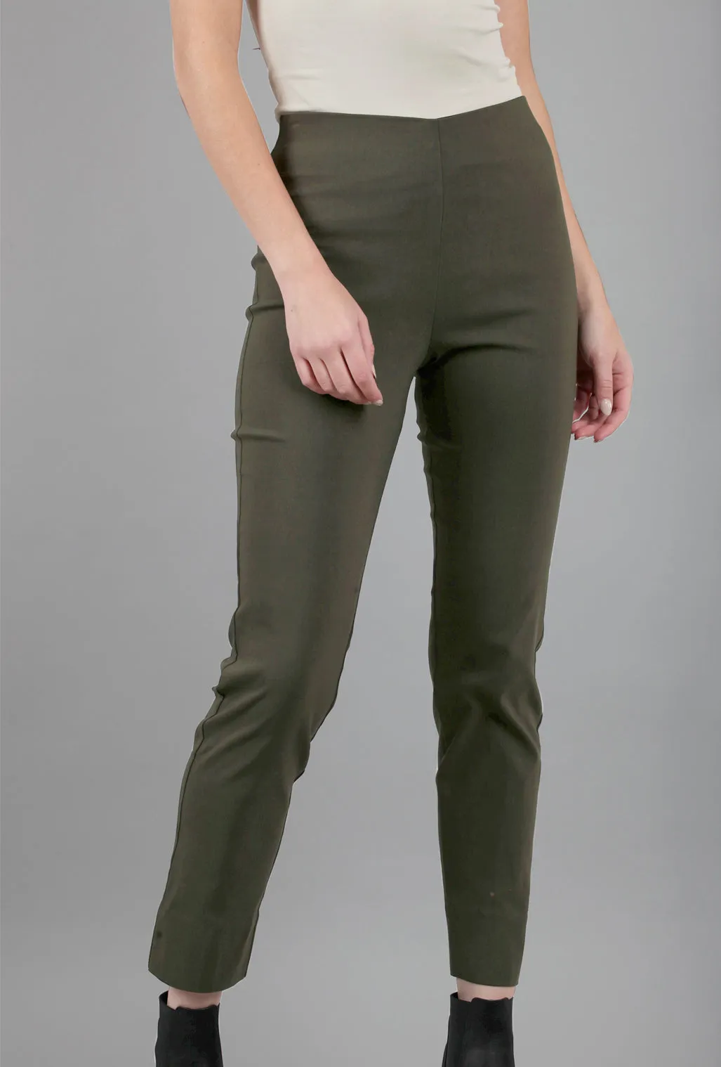 Milo Pant, Dark Olive Relaxed Fit