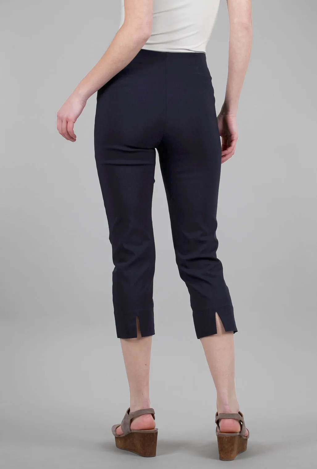 Mindy Cropped Pant, Navy Classic Cut