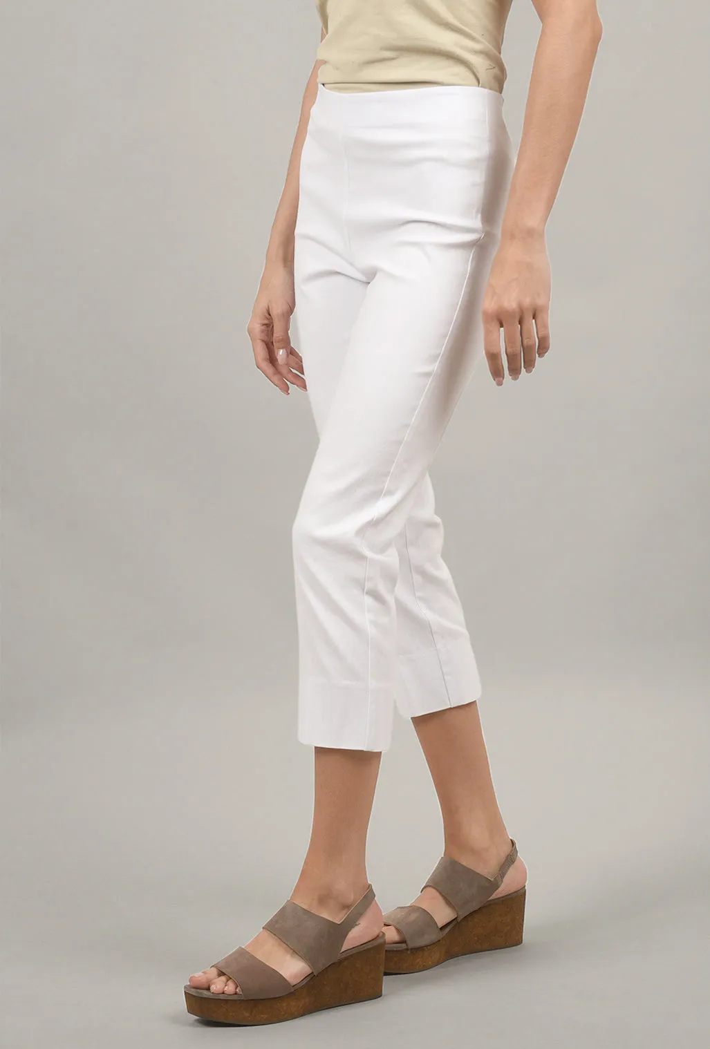 Mindy Cropped Pant, White Flexible Fit