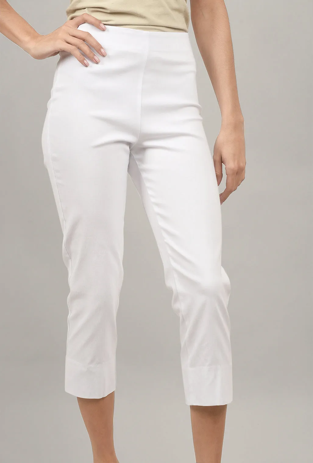 Mindy Cropped Pant, White Flexible Fit