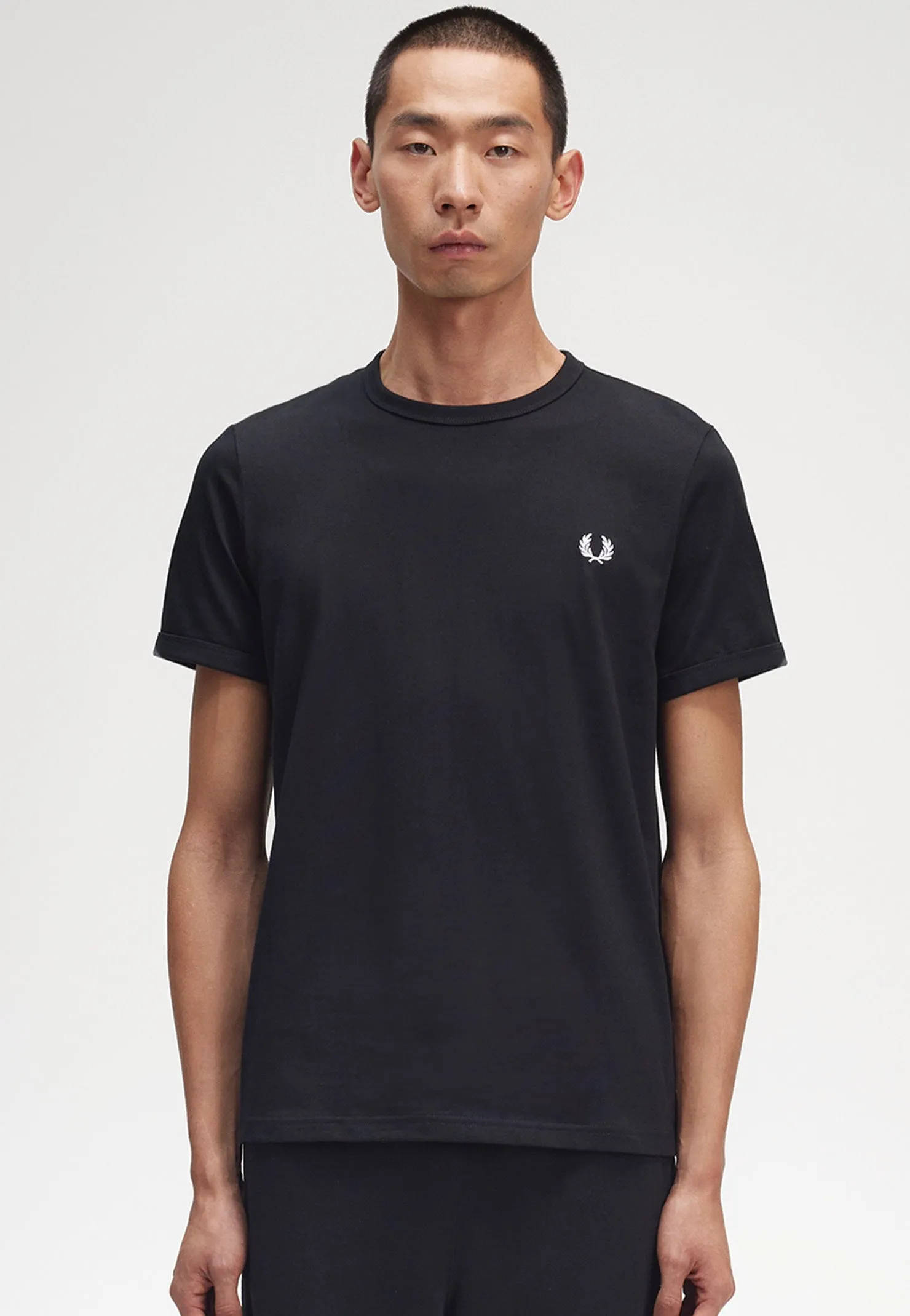 Fred Perry - Ringer Black - T-Shirt Sleek Fit